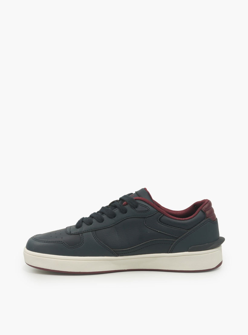 حذاء سنيكرز بطول الكاحل ورباط إغلاق وطبعات شعار للرجال من يو إس بولو أسن-men-shoes-sneakers-image-3