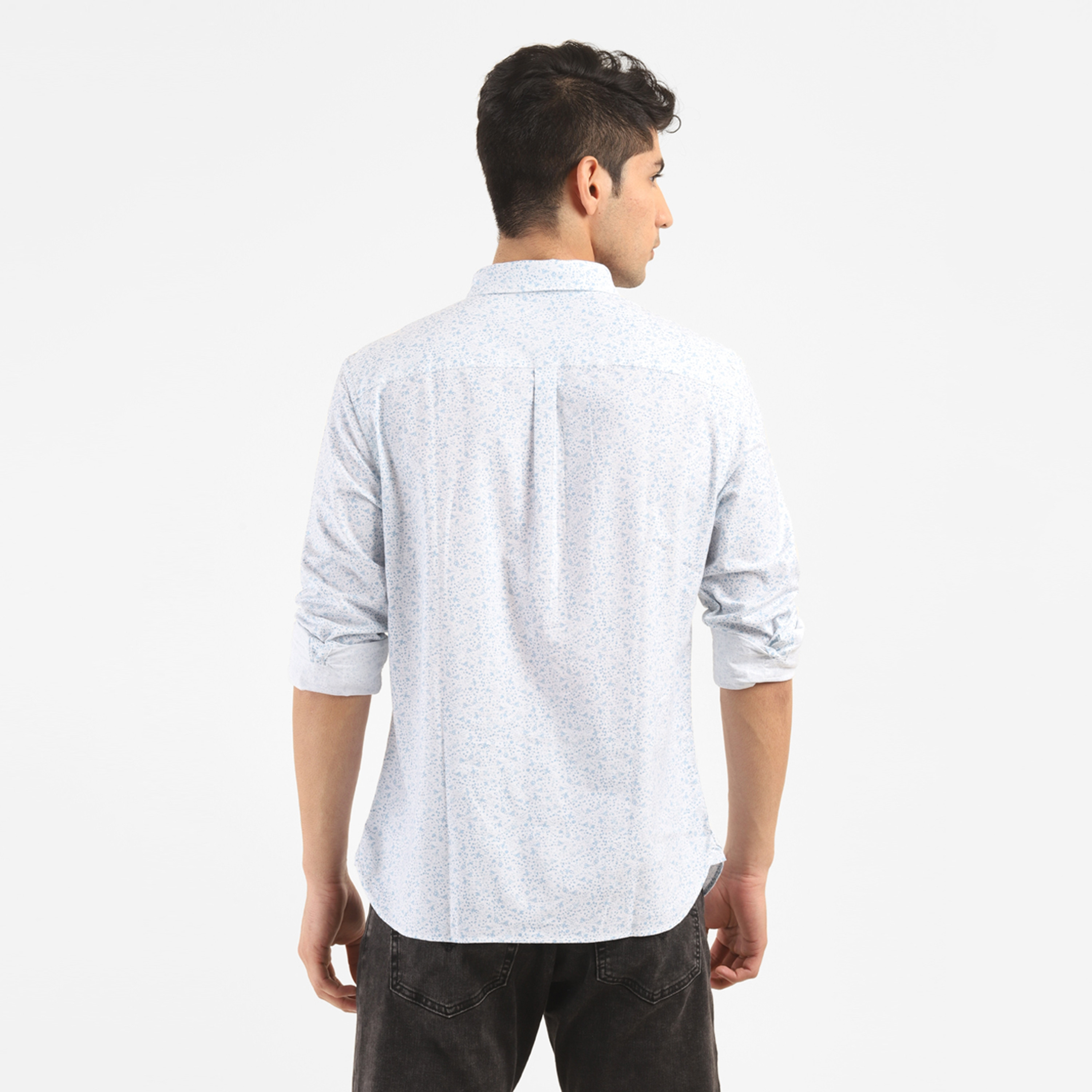 قميص من ليفايز بمطبوع بياقة وأكمام طويلة مع جيب باتش-men-clothing-shirts-image-4