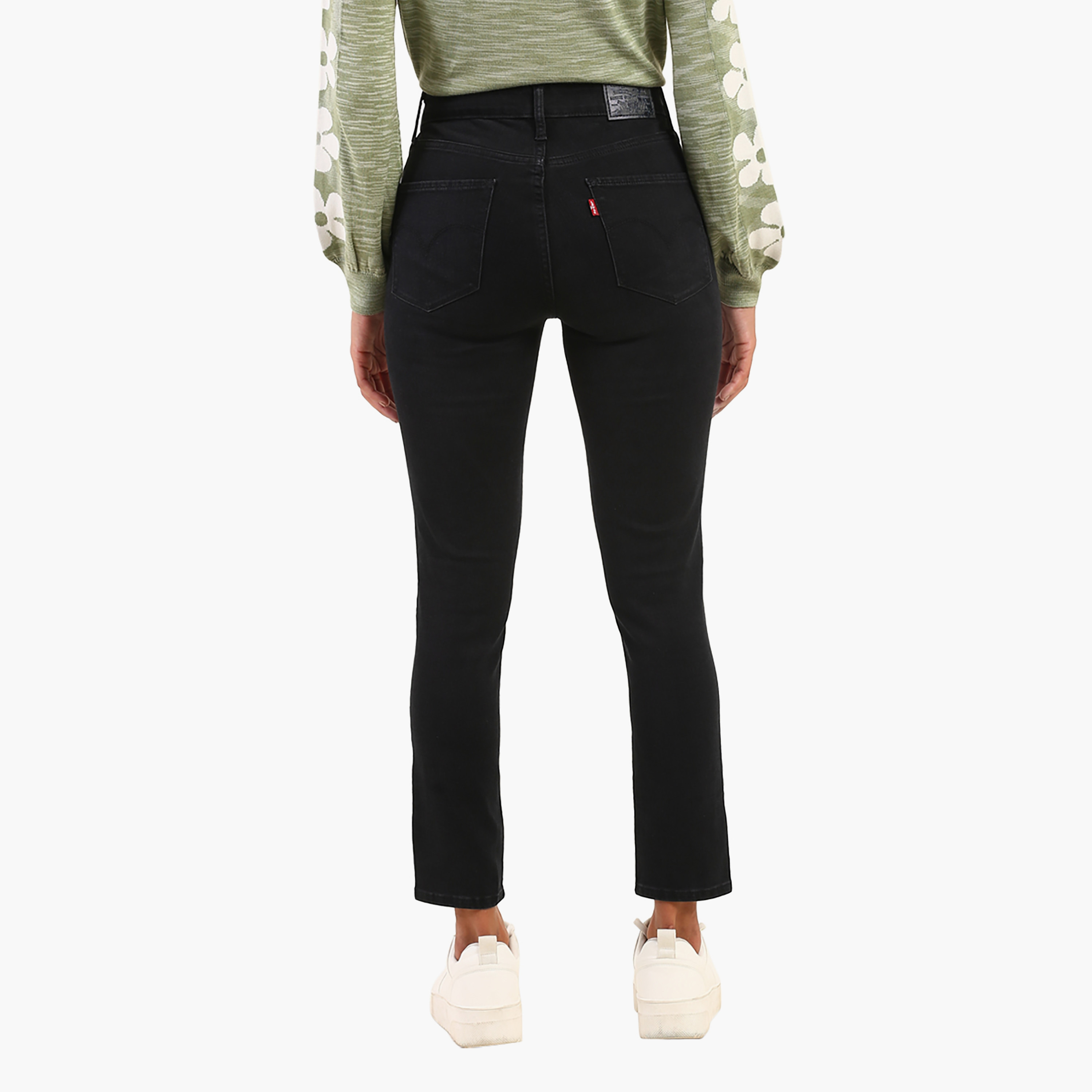 بنطلون جينز نسائي من Levi's 721 بقصة ضيقة باللون الأسود و5 جيوب-women-clothing-bottoms-jeans-image-4