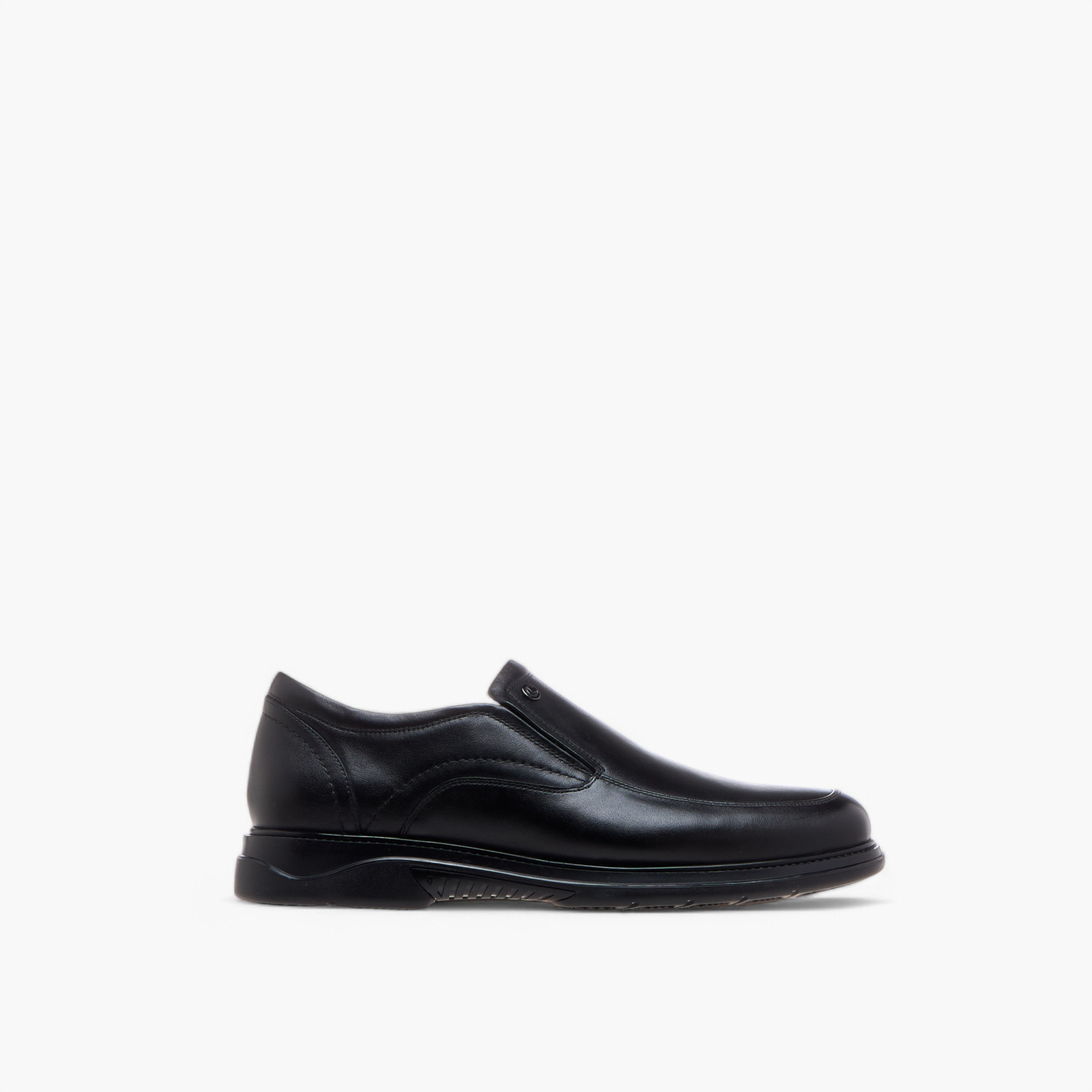 Le Confort Leather Solid Slip-On Loafers-men-shoes-formalshoes-image-3