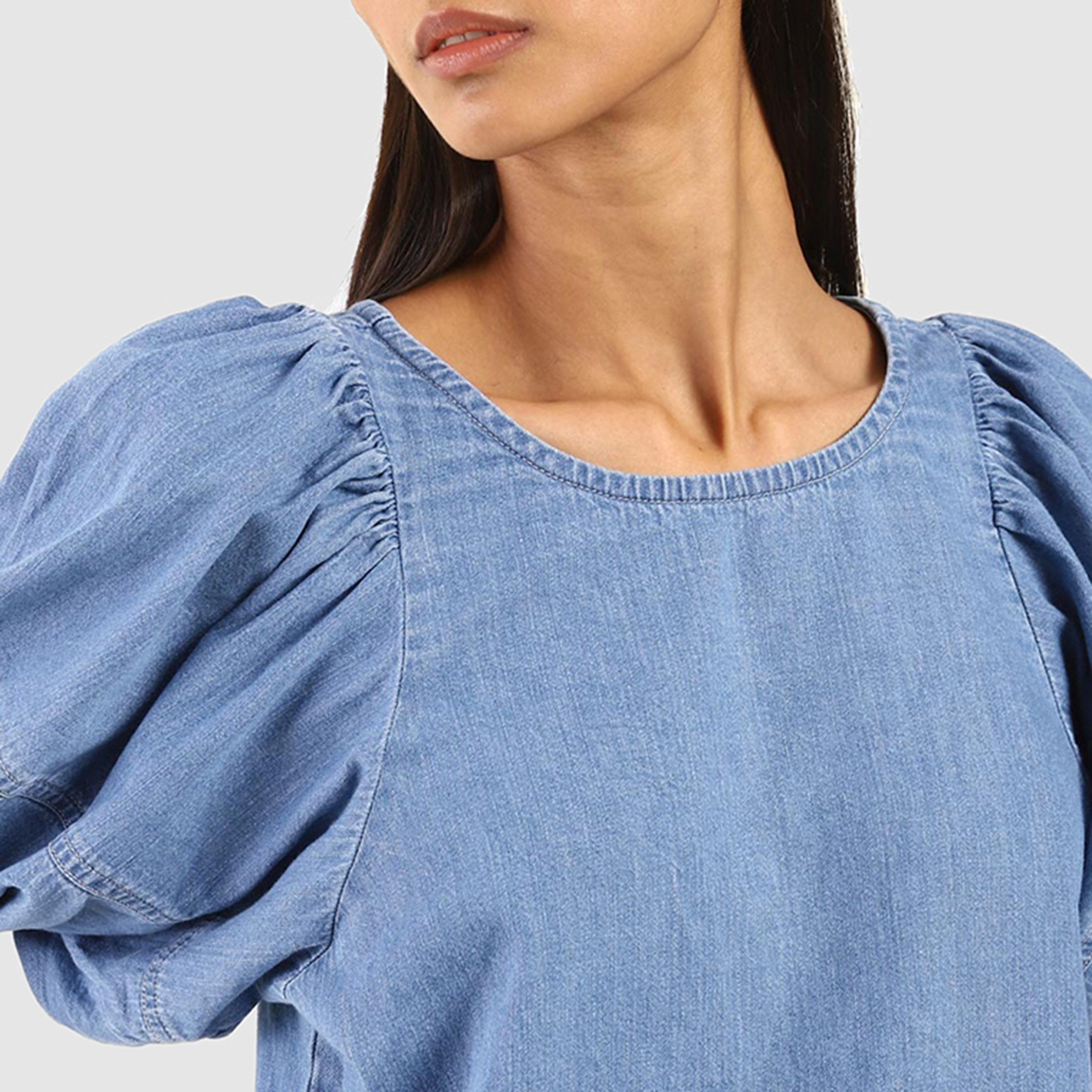 Levi's Plain Round Neck Short Sleeves Women's Denim Top-women-clothing-shirtsandblouses-blouses-image-2