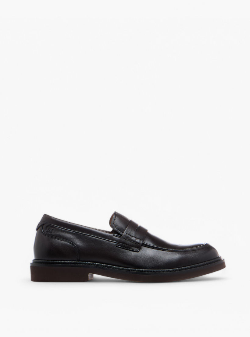 حذاء خفيف جلد سهل الارتداء بتفاصيل مفرّغة للرجال من دوتشيني-men-shoes-formalshoes-image-3
