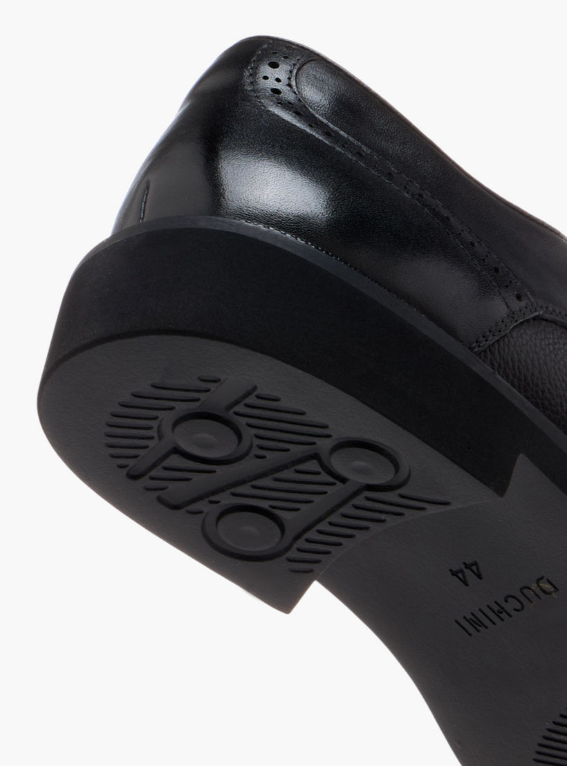 حذاء ديرسبي برباط من الجلد الطبيعي للرجال من دوتشيني-men-shoes-formalshoes-image-5