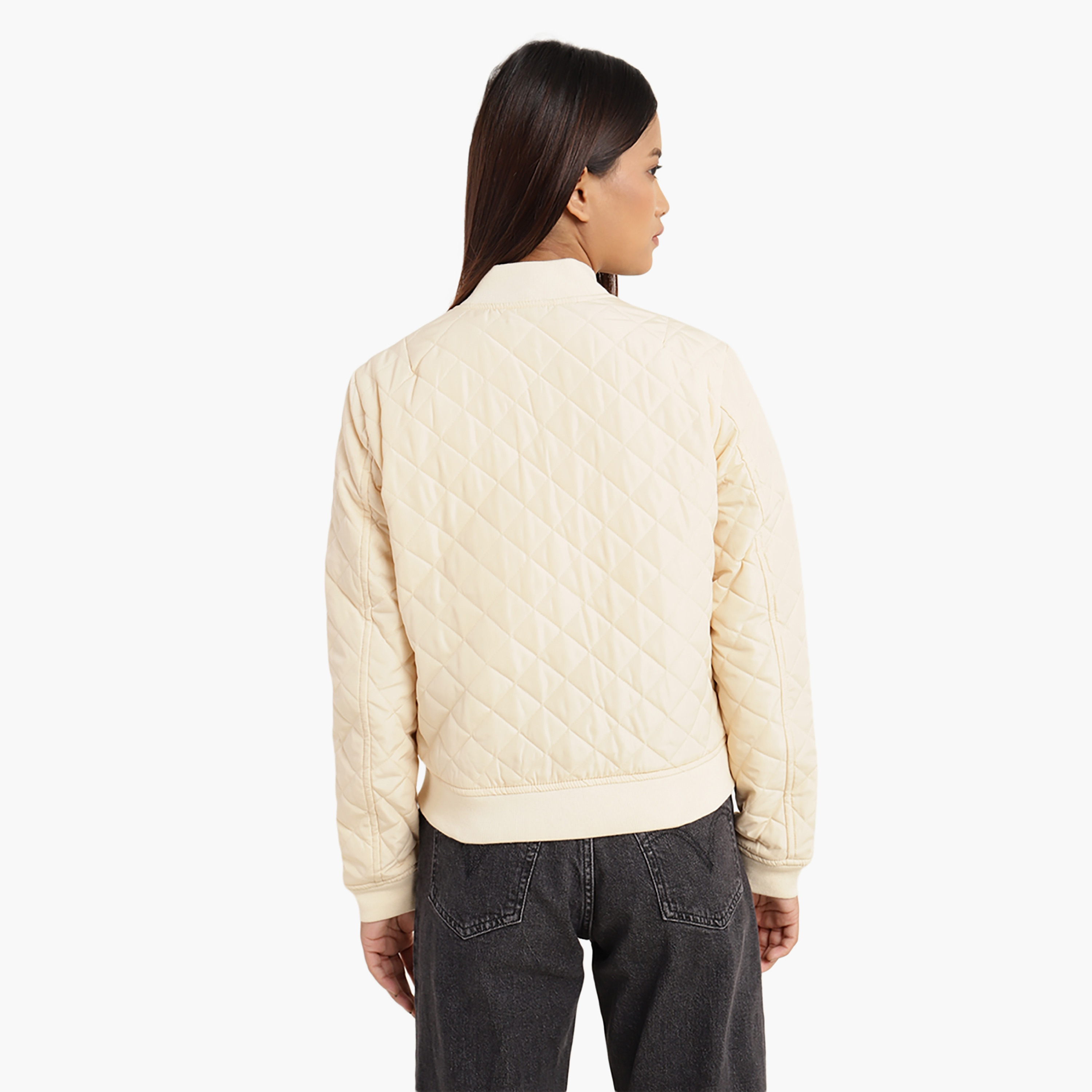 سترة نسائية منفوخة ذات رقبة مستديرة وأكمام طويلة من Levi-women-clothing-coatsandjackets-jackets-image-1