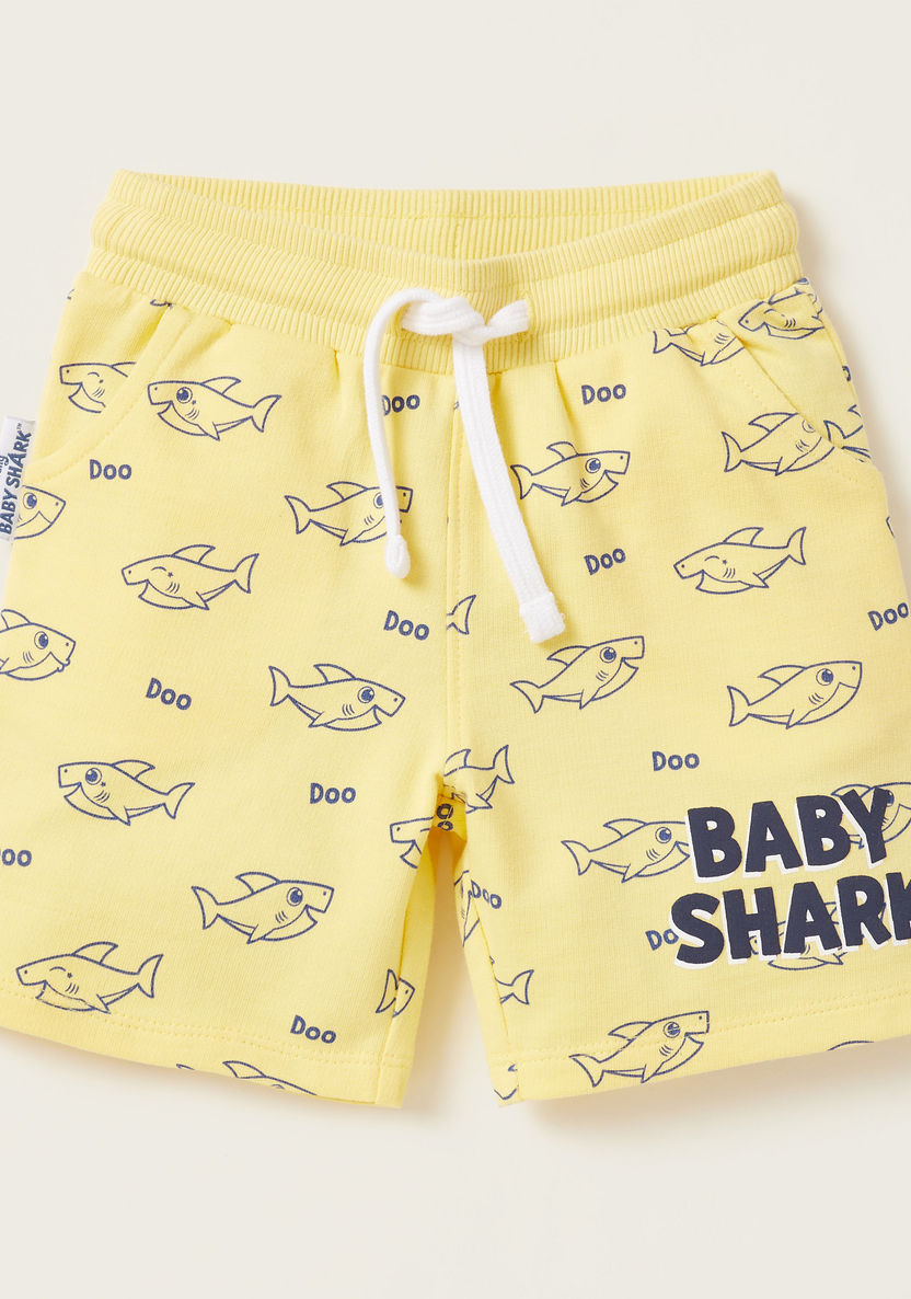 Baby Shark Print T-shirt and Shorts Set-Clothes Sets-image-2