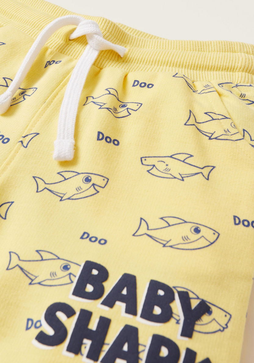 Baby Shark Print T-shirt and Shorts Set-Clothes Sets-image-4