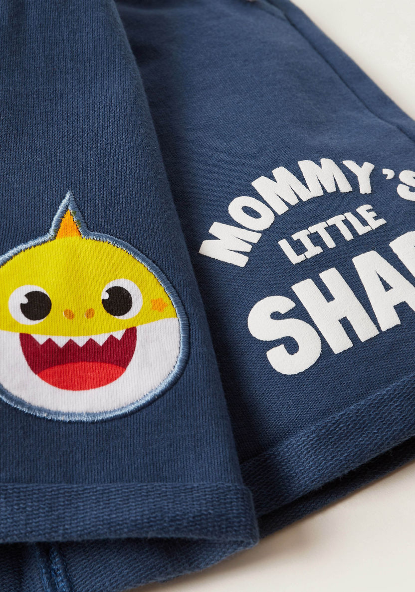 Pinkfong Baby Shark Print T-shirt and Shorts Set-Clothes Sets-image-4
