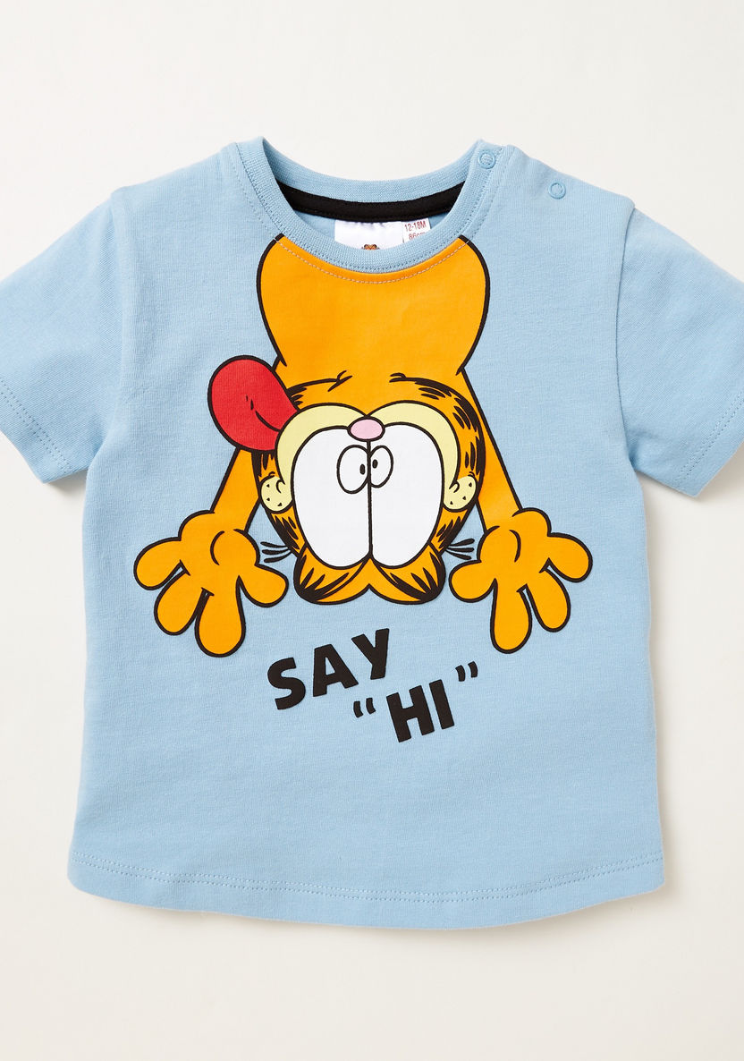 Garfield Graphic Print T-shirt with Pocket Detail Shorts-Clothes Sets-image-1