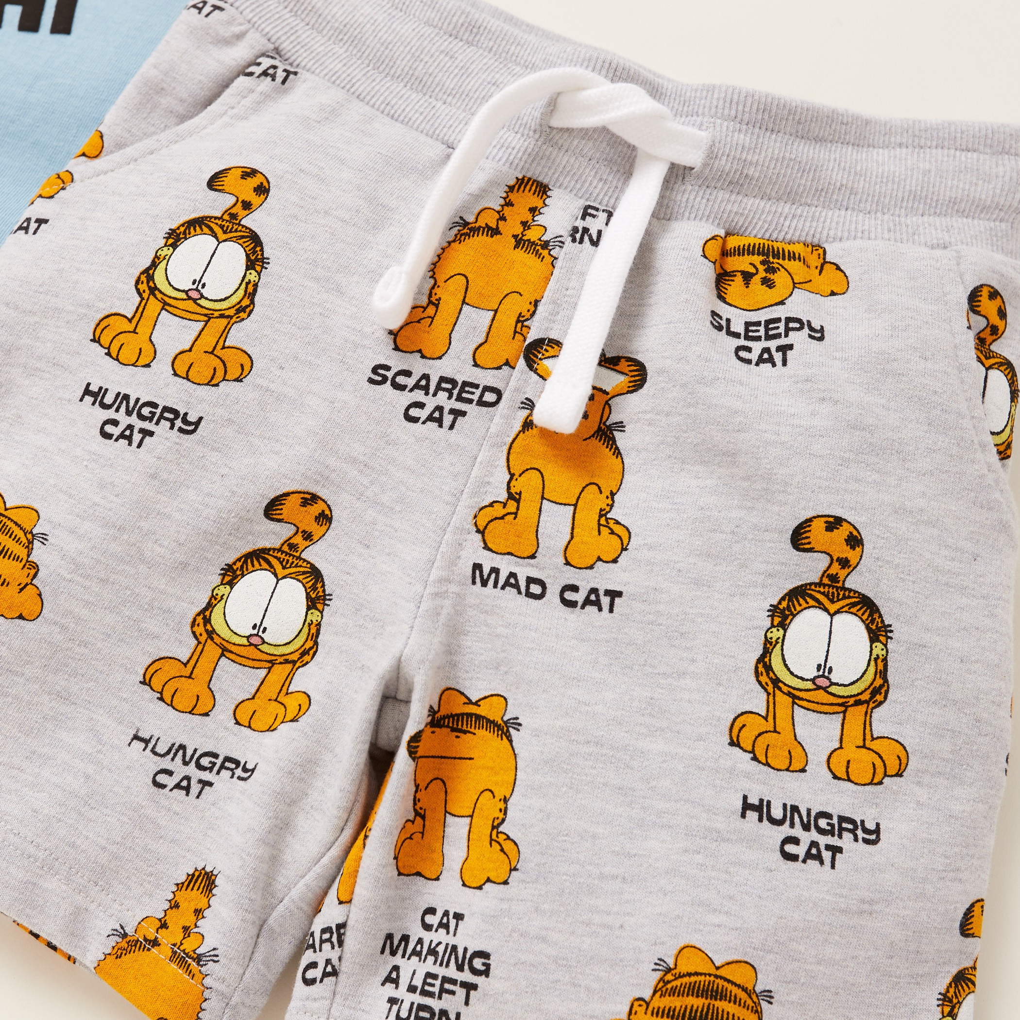 Garfield Graphic Print T-shirt with Pocket Detail Shorts-baby-boys-clothing-setsandcoords-image-5