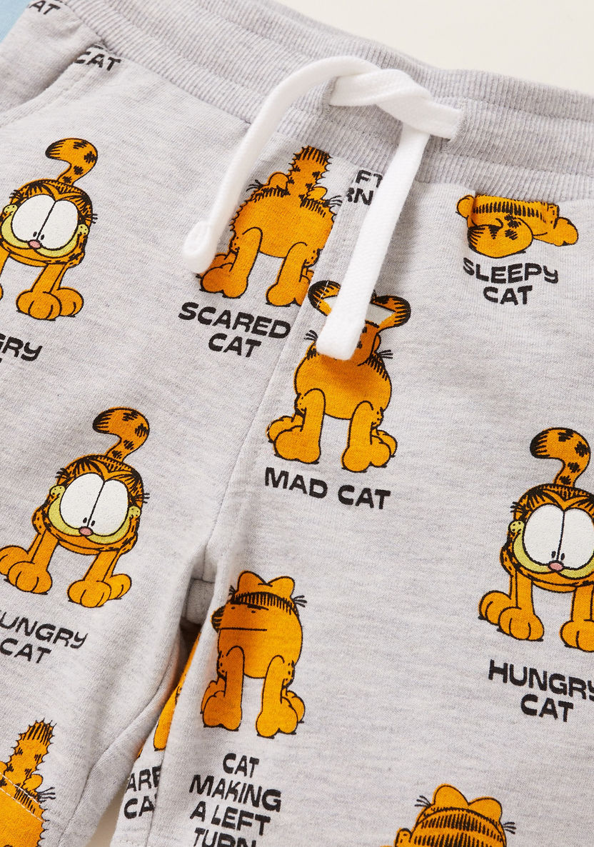 Garfield Graphic Print T-shirt with Pocket Detail Shorts-Clothes Sets-image-4