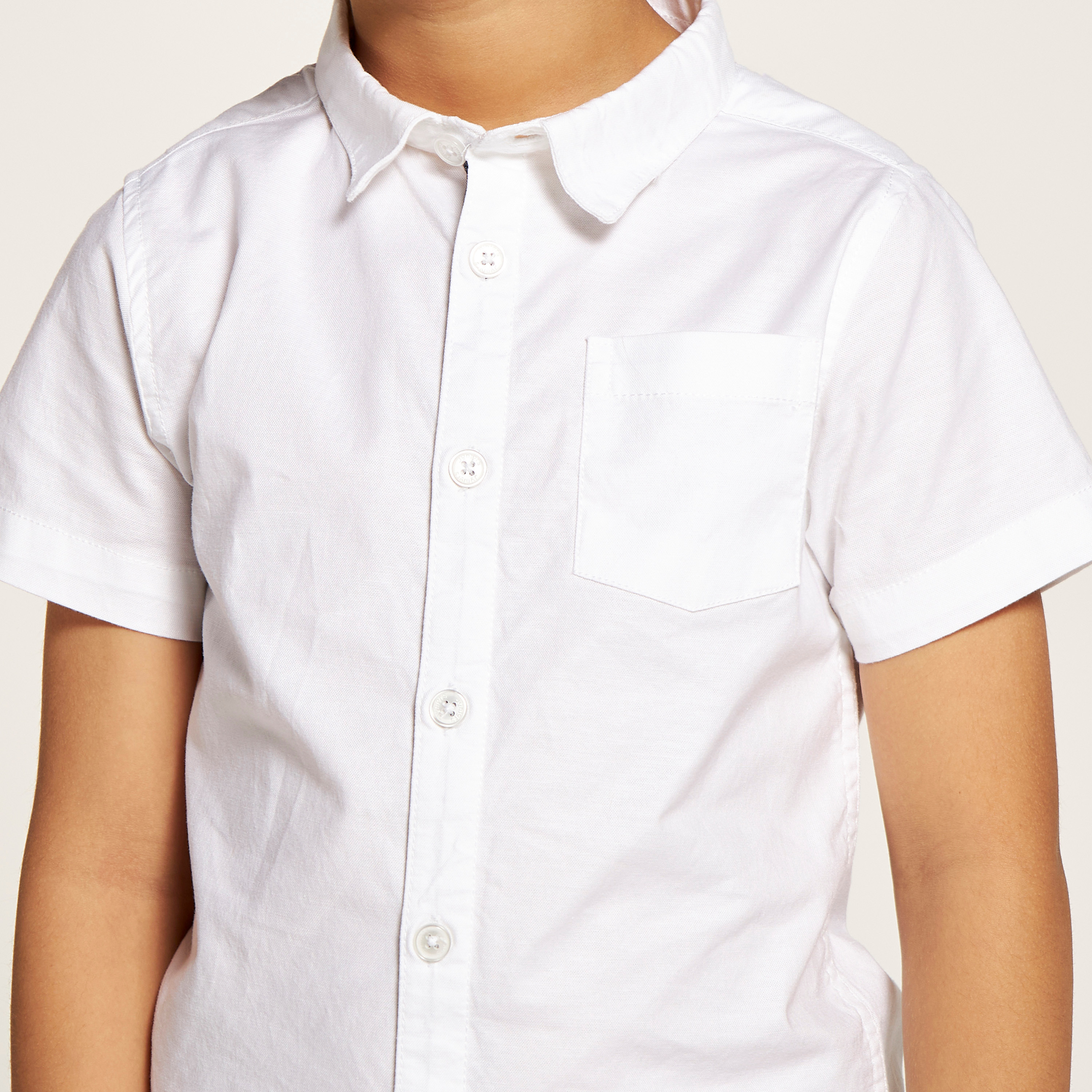 قميص سادة بأكمام قصيرة وجيب خارجي من جونيورز-boys-clothing-shirts-image-3
