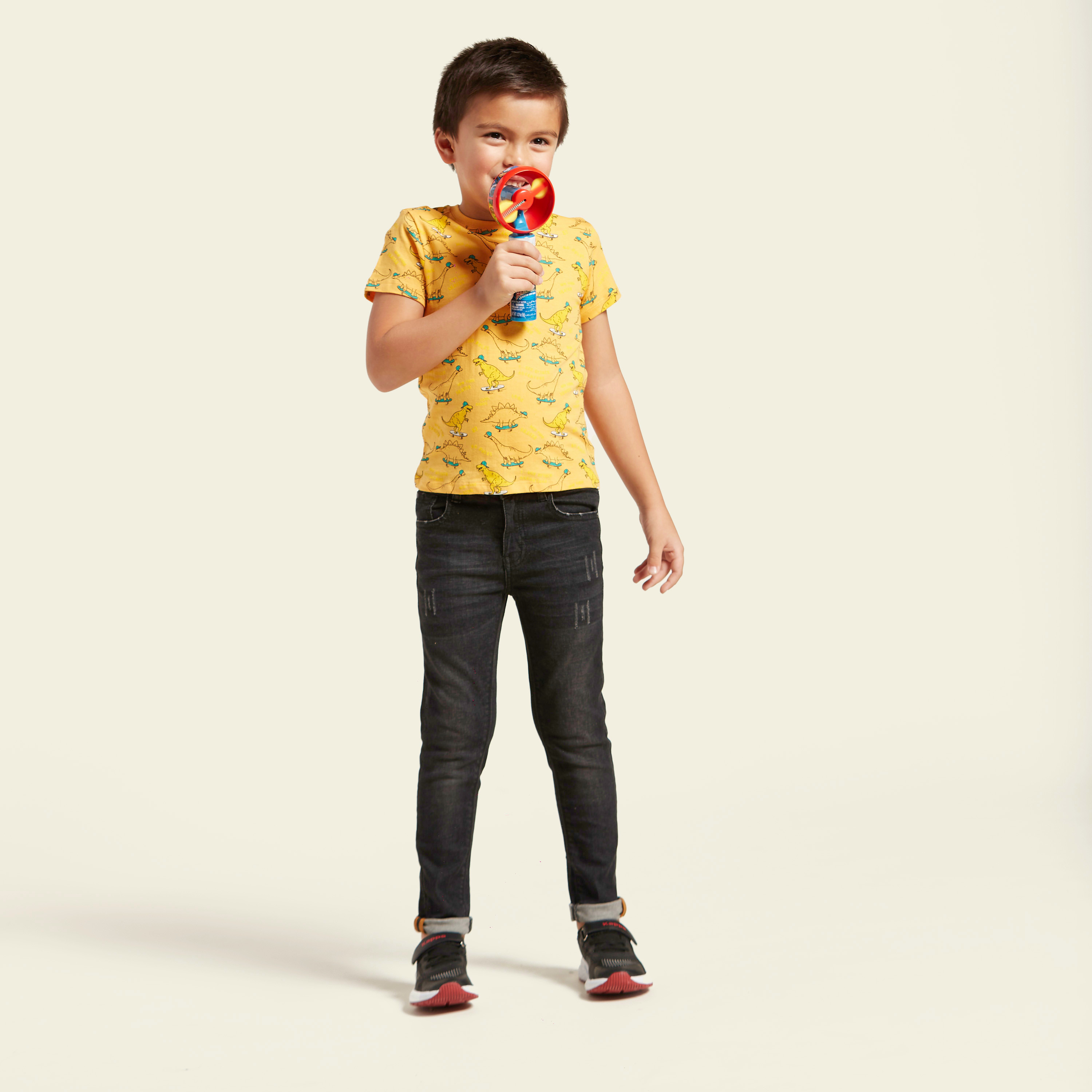 بنطلون جينز بقصّة سكيني من جونيورز-boys-clothing-bottoms-jeans-image-2