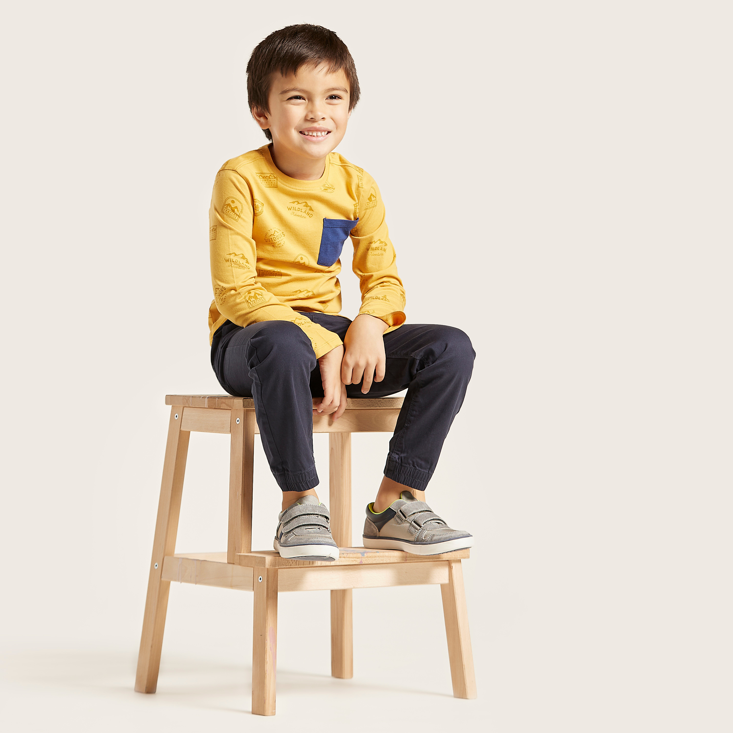 Juniors Solid Pants with Pockets and Elasticated Drawstring Waist-boys-clothing-bottoms-trousers-image-1