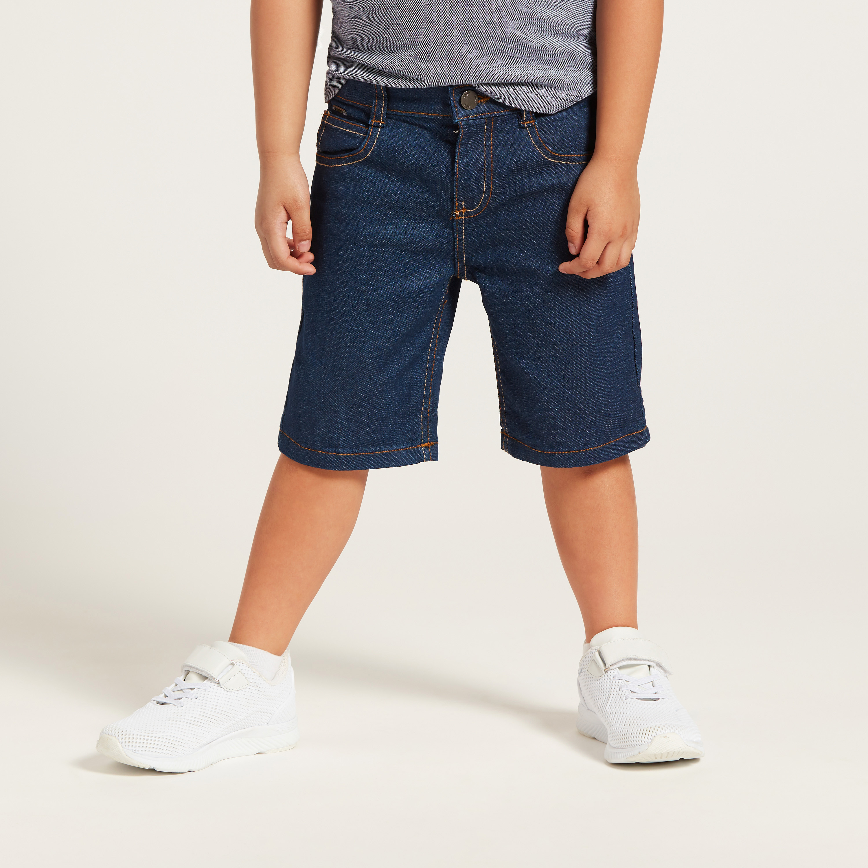 Eligo Solid Shorts with Pockets and Button Closure-baby-boys-clothing-bottoms-shorts-image-2