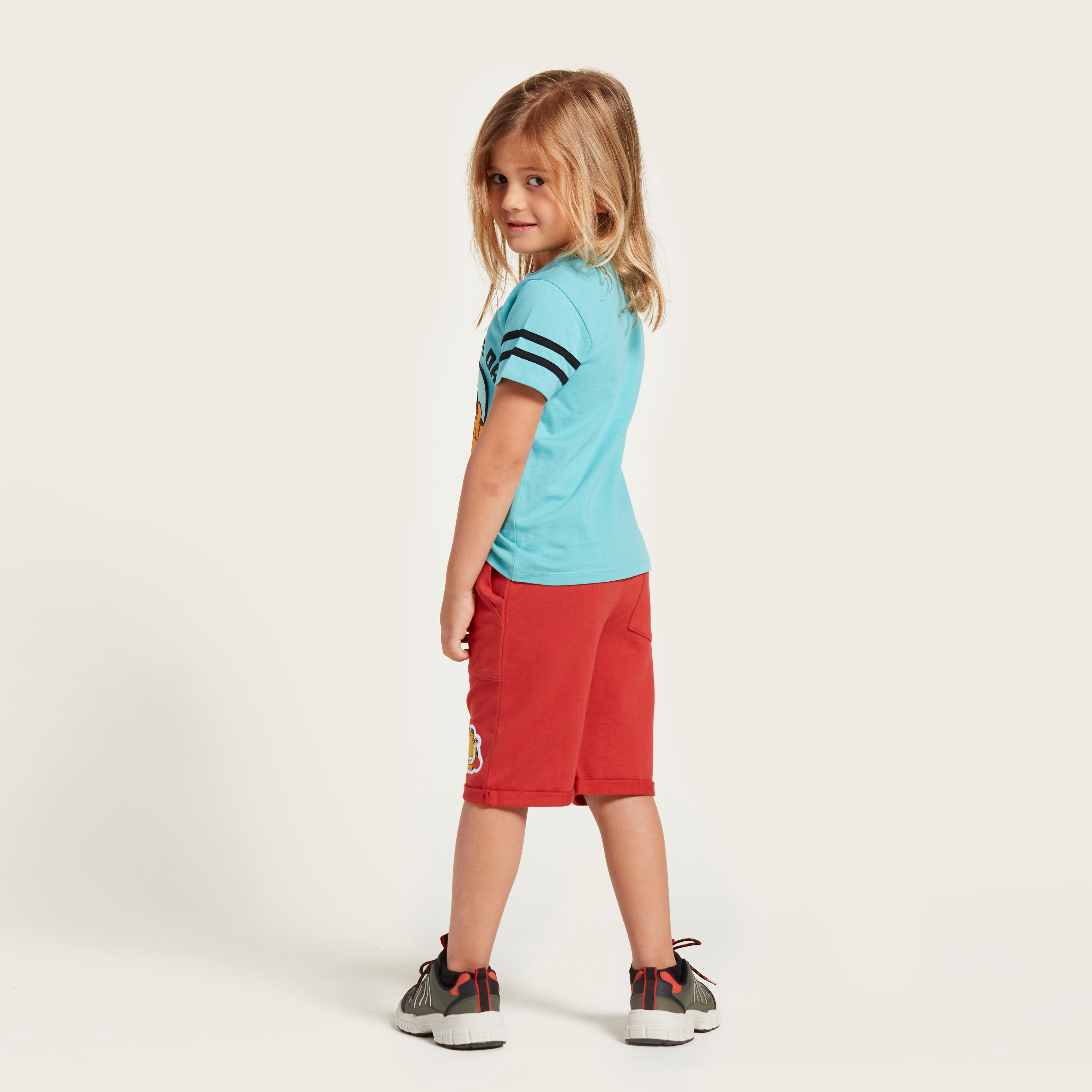 Garfield Graphic Print T-shirt with Round Neck and Short Sleeves-boys-clothing-tshirtsandpolos-image-4