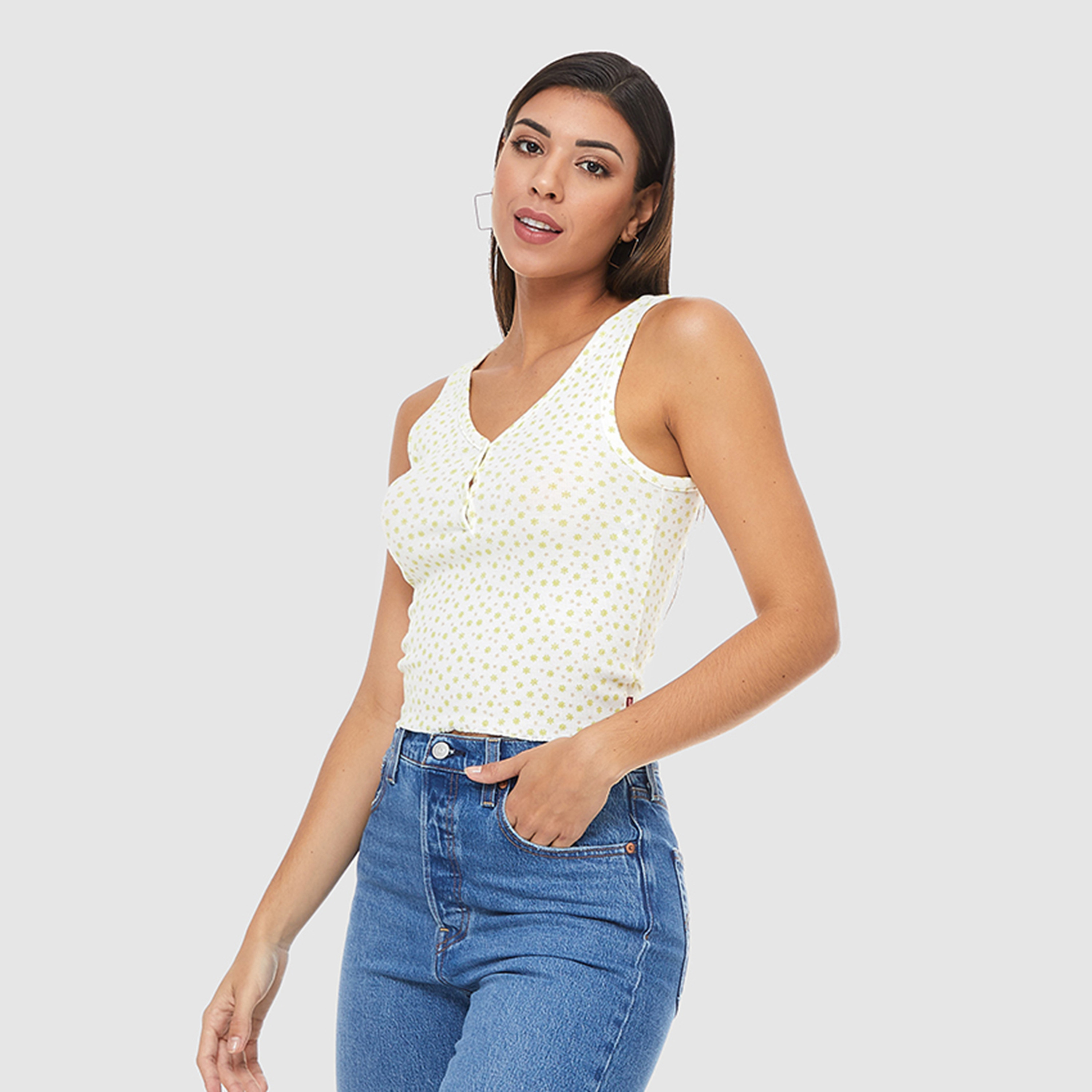 قميص بدون أكمام بدون أكمام بطبعة بيضاء من Levi's Women-women-clothing-tshirts-image-3