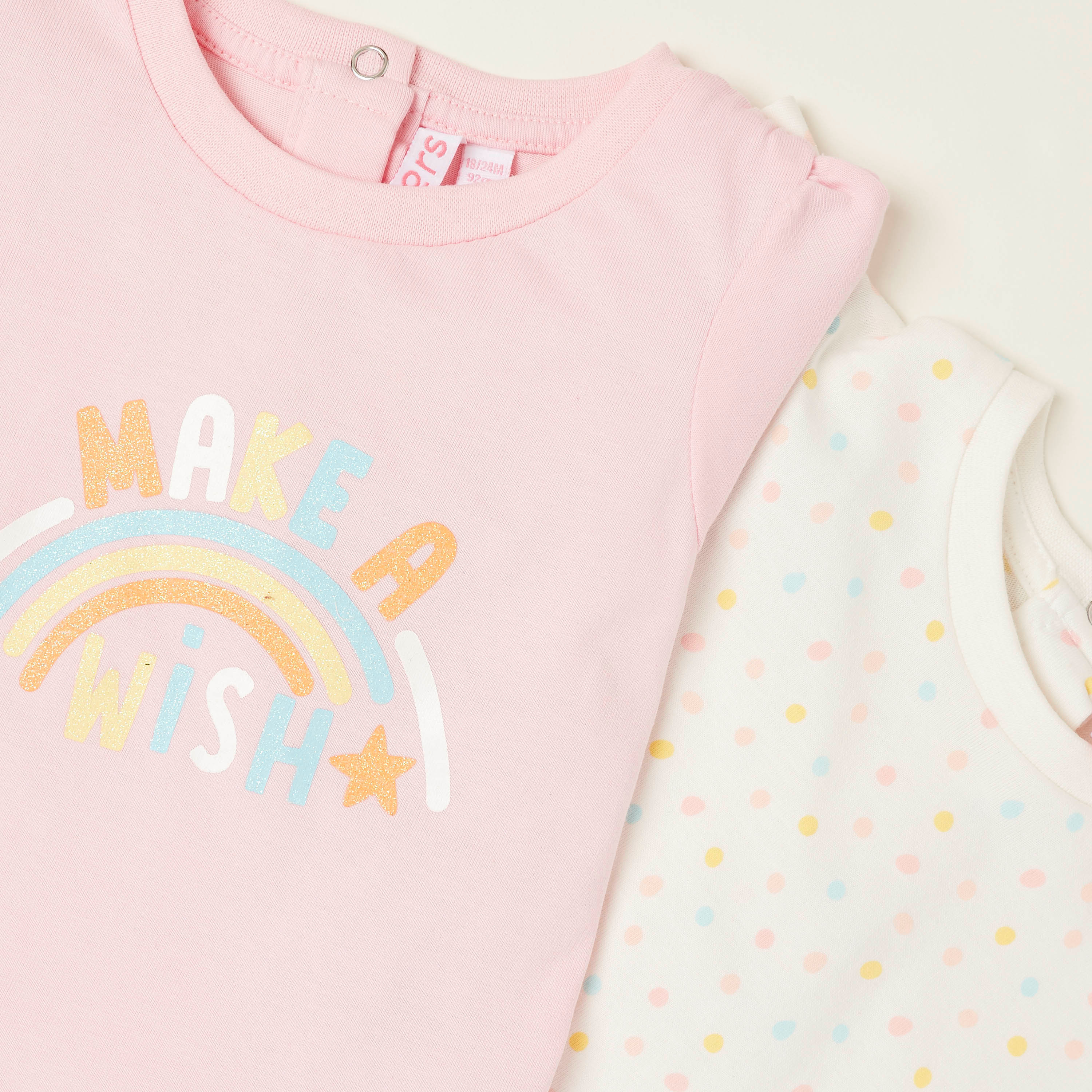 تيشيرت بأكمام قصيرة وطبعات من جونيورز- طقم من قطعتين-baby-girls-clothing-multipacks-image-4