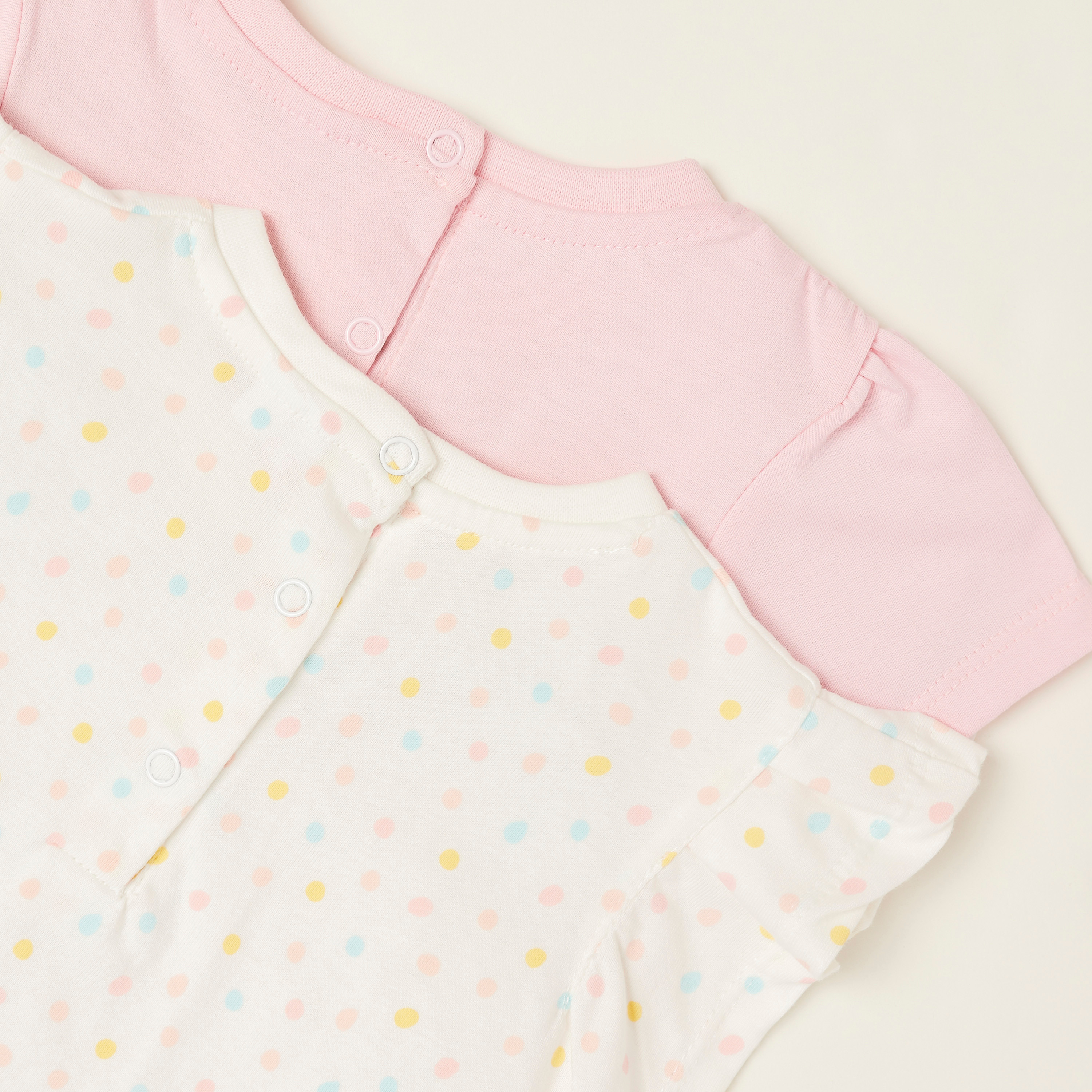 تيشيرت بأكمام قصيرة وطبعات من جونيورز- طقم من قطعتين-baby-girls-clothing-multipacks-image-5