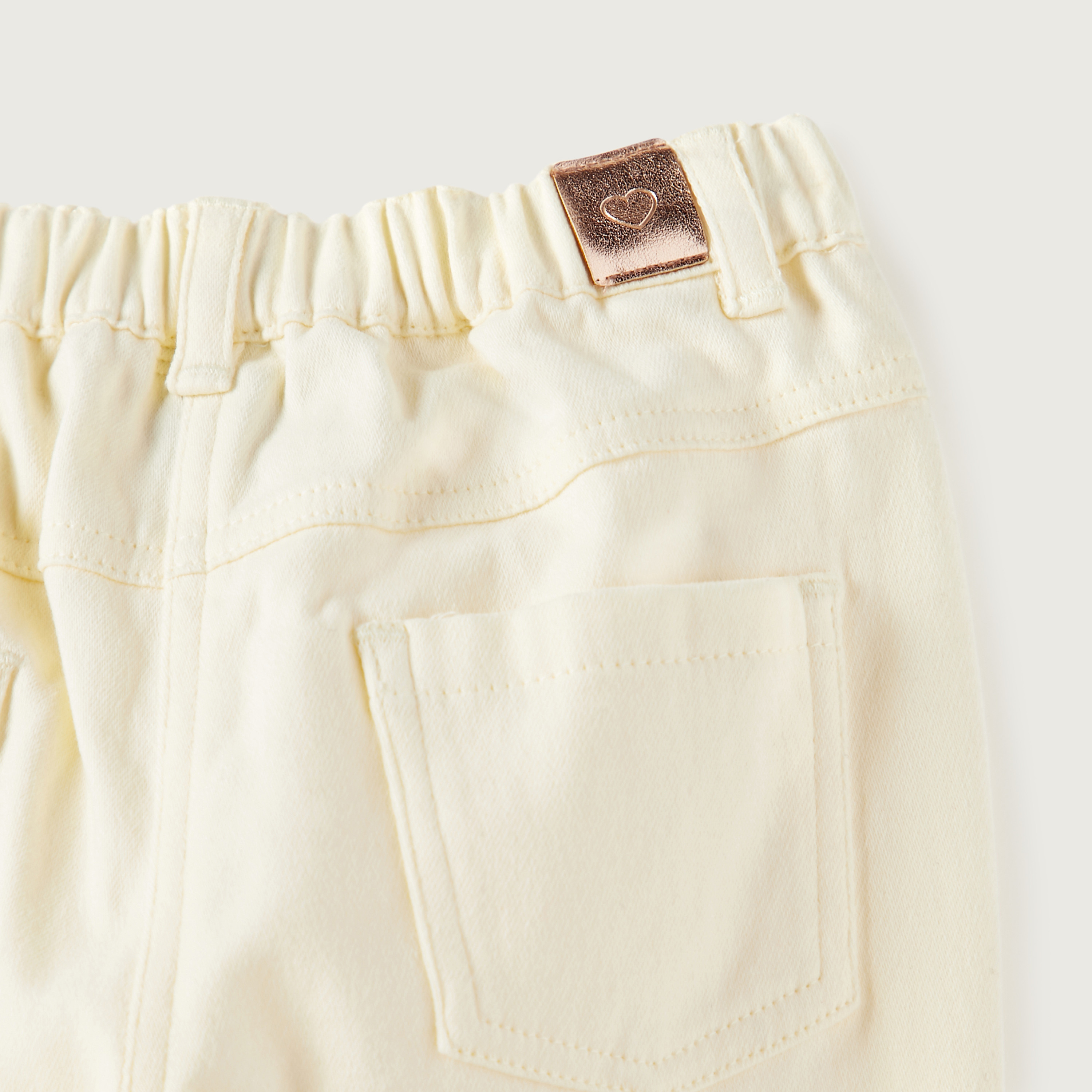 بنطلون سادة بحمالات من جيجلز-baby-girls-clothing-bottoms-trousers-image-4