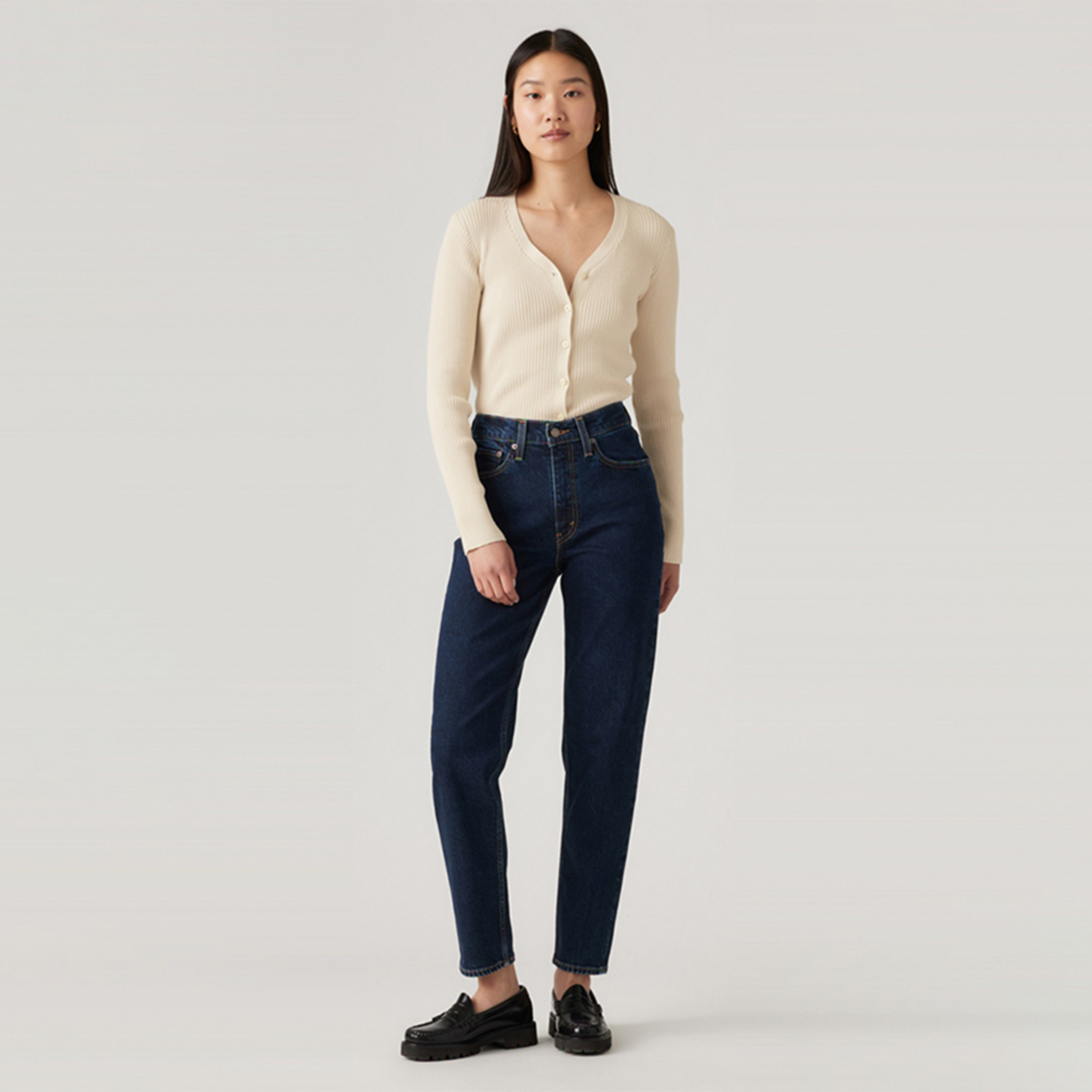 ليفايس بنطلون جينز موم للنساء باللون الأزرق وخمسة جيوب، مقاس 32-women-clothing-bottoms-jeans-image-2
