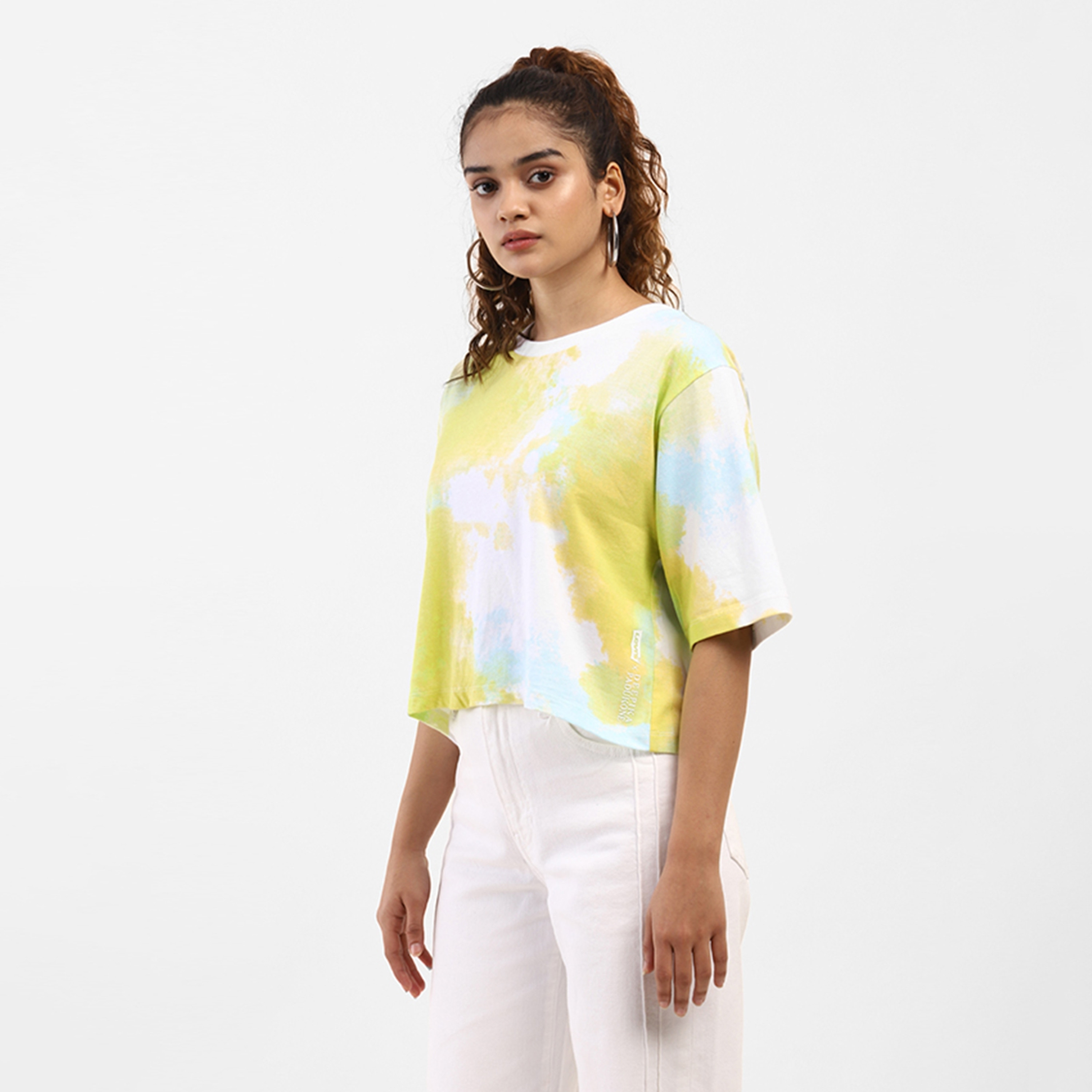 Levi's Printed Round Neck Short Sleeves Women's T-Shirt-women-clothing-tshirts-image-4