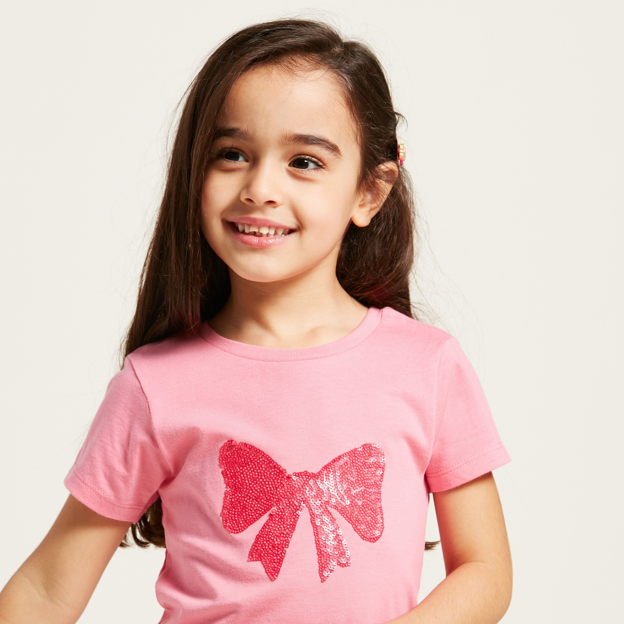 Juniors Sequin Detail T-shirt with Round Neck and Short Sleeves-girls-clothing-tshirts-image-2