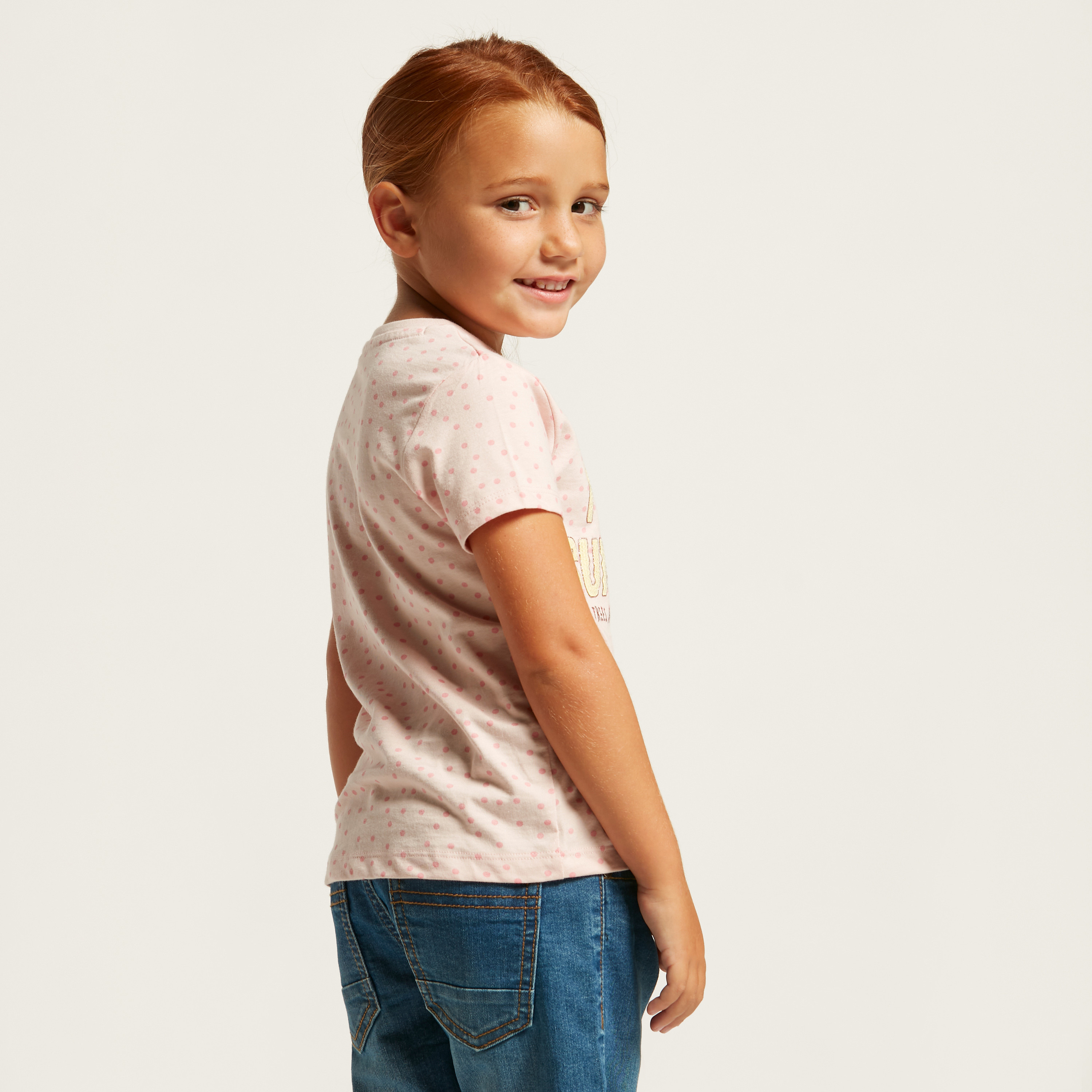 تيشيرت بأكمام قصيرة وياقة مستديرة وطبعات جرافيك من جونيورز-girls-clothing-schoolwear-tshirts-image-4