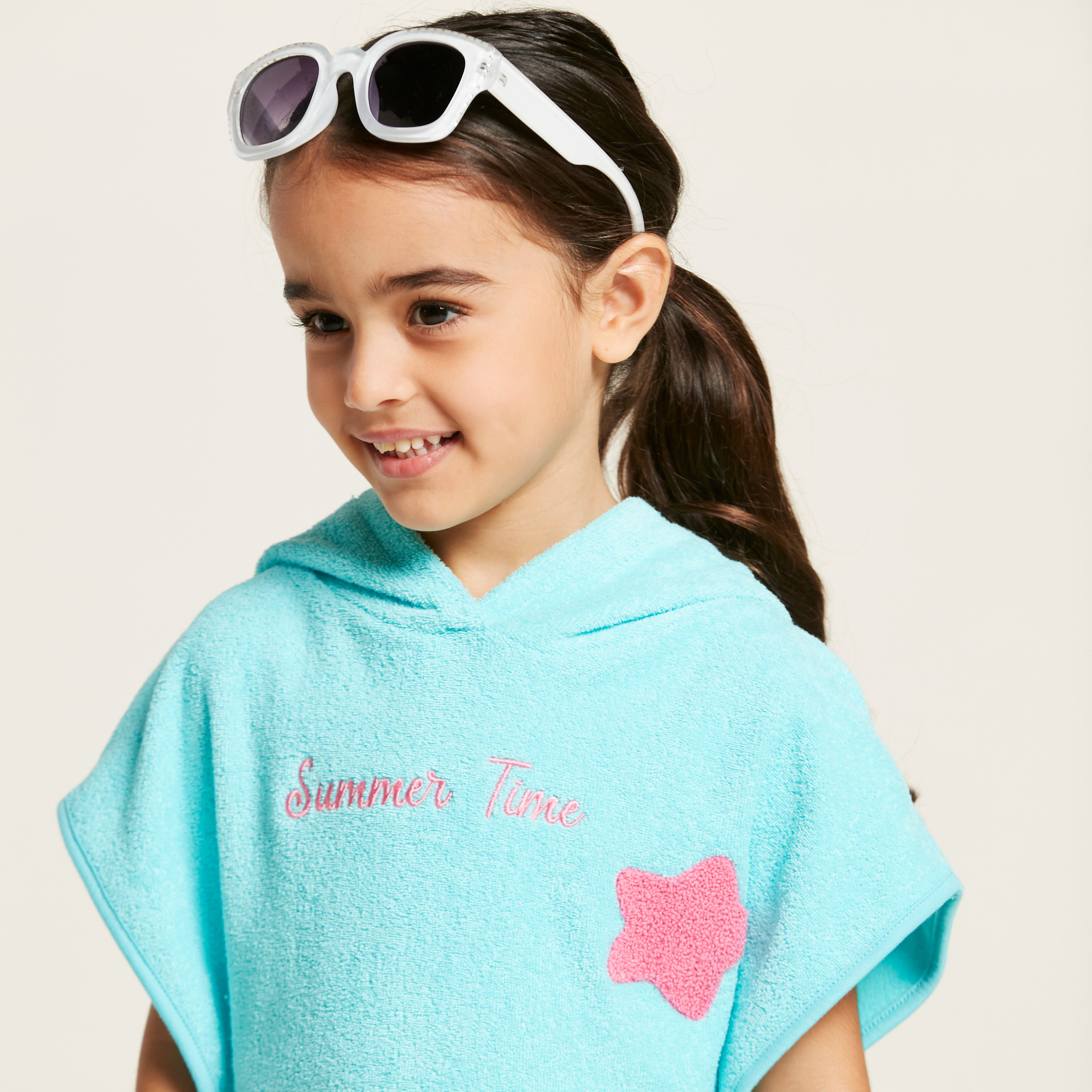 بونشو مطرز بقبعة من جونيورز-baby-girls-clothing-swimwear-image-3