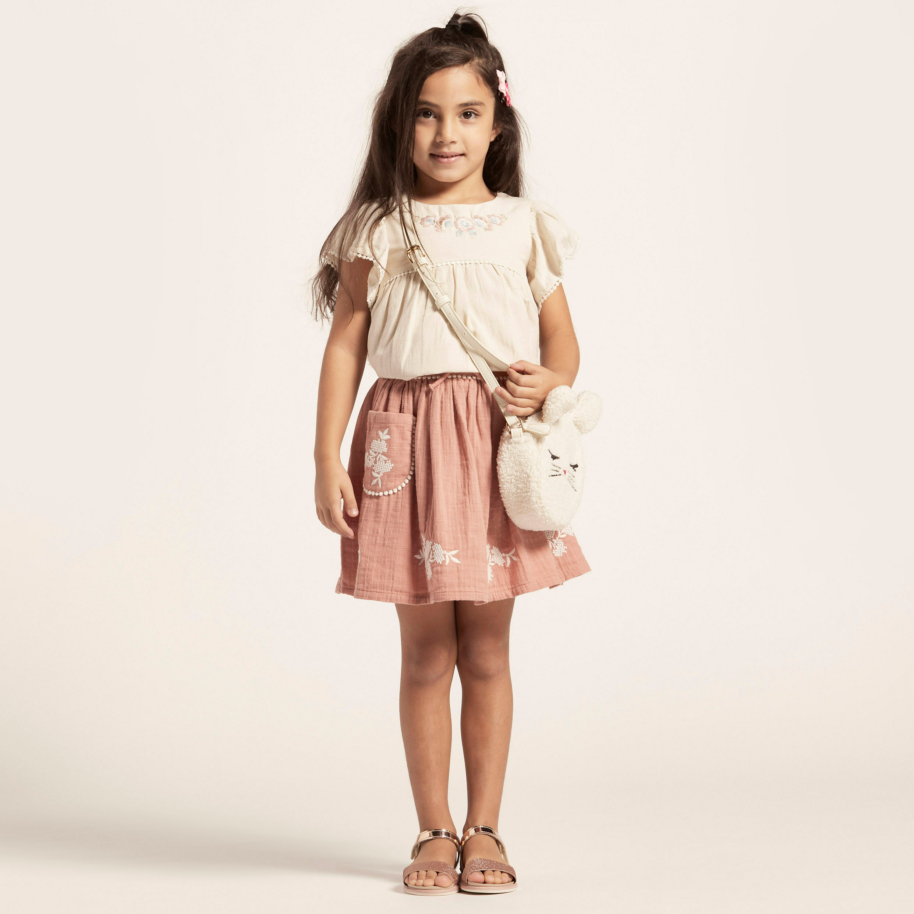 تنورة بارزة الملمس بخصر مطّاطي وتفاصيل تطريز-baby-girls-clothing-bottoms-skirts-image-1