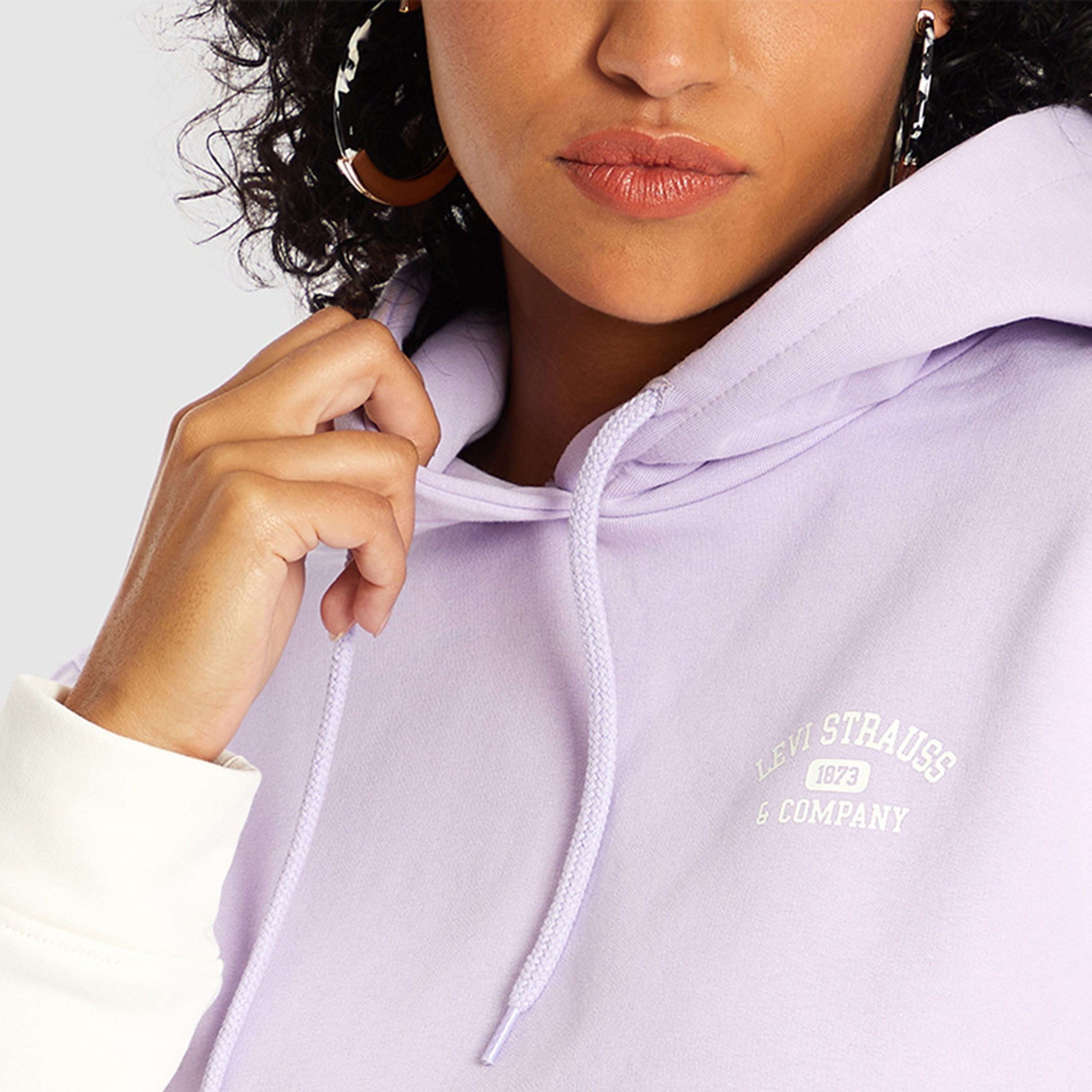 Levi's Color Block Hooded Neck Long Sleeves Women's Sweatshirt-women-clothing-hoodiesandsweatshirts-sweatshirts-image-2