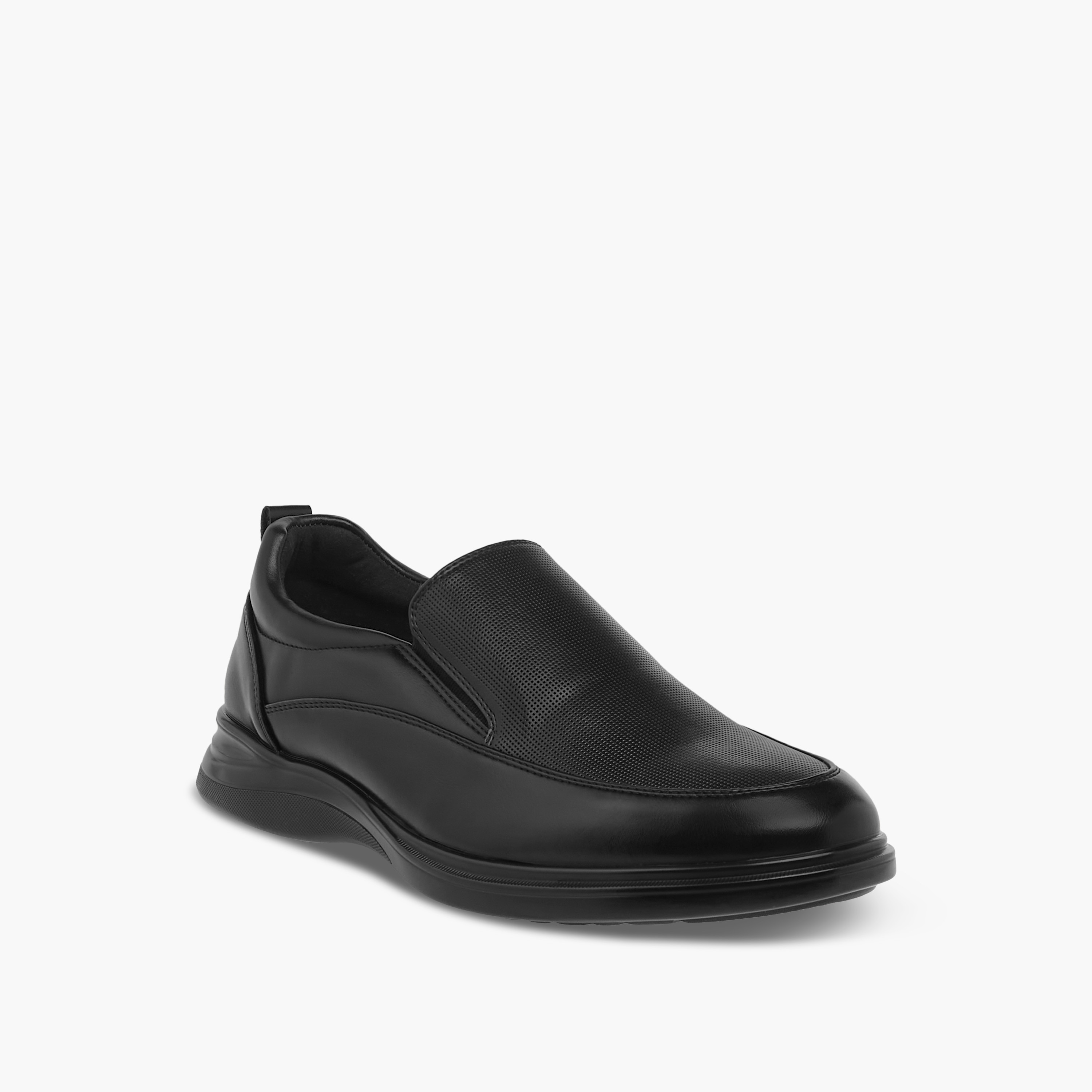 حذاء لوفر سهل الارتداء للرجال من لو كونفورت-men-shoes-loafersandmoccasins-image-2