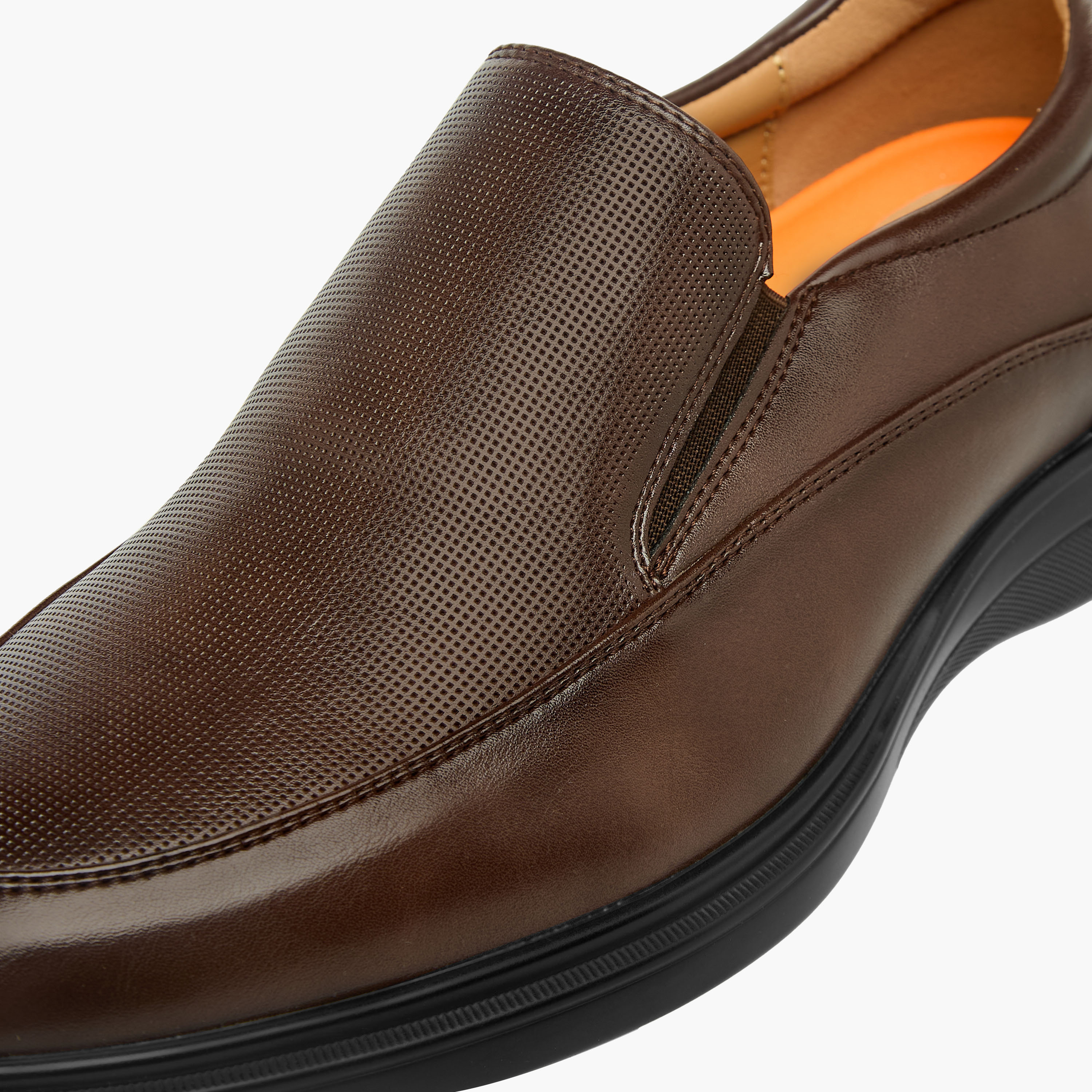حذاء لوفر سهل الارتداء للرجال من لو كونفورت-men-shoes-loafersandmoccasins-image-4