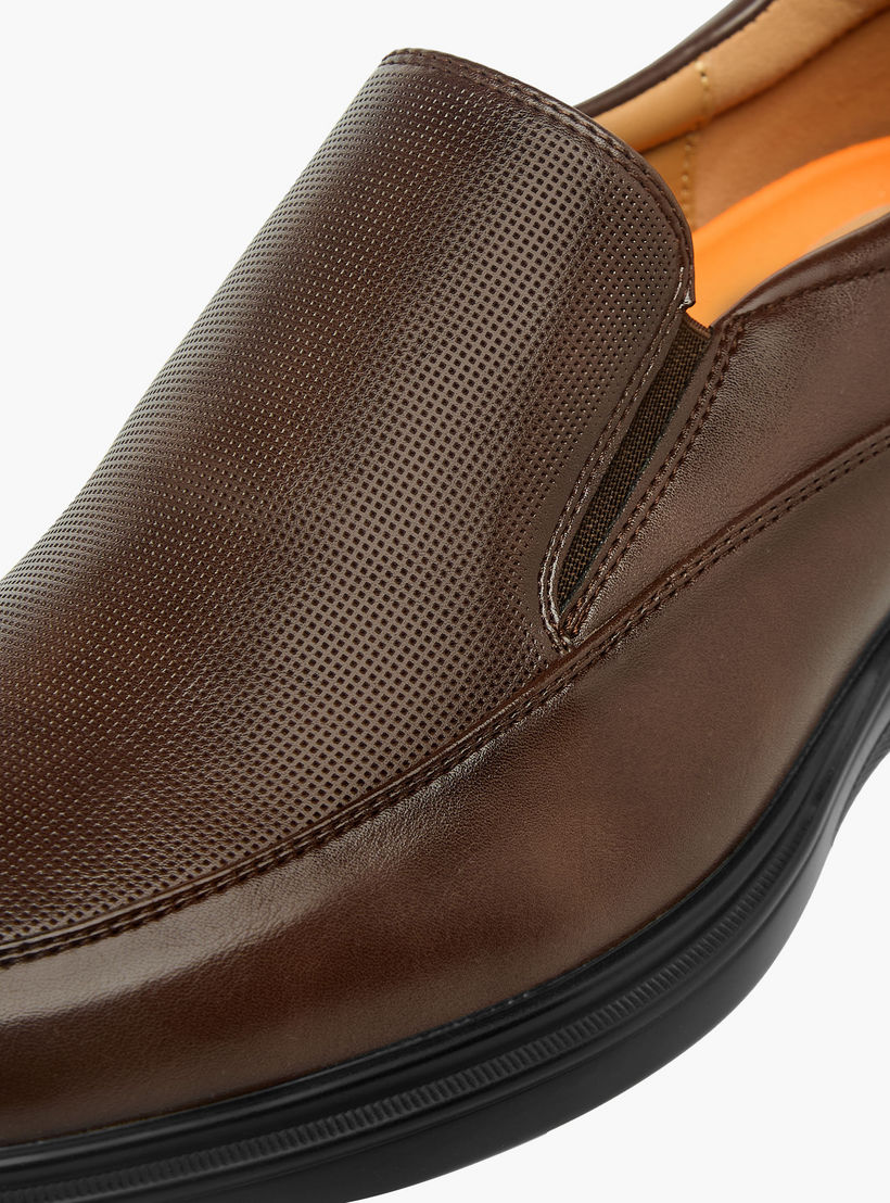 حذاء لوفر سهل الارتداء للرجال من لو كونفورت-men-shoes-loafersandmoccasins-image-4
