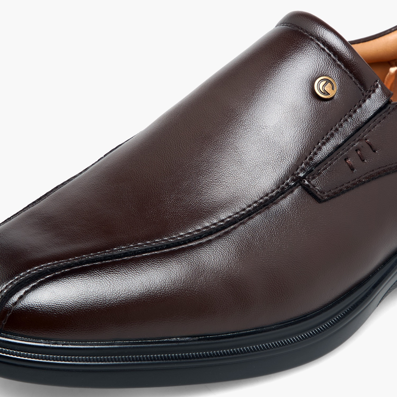 Le Confort Men Solid Slip-On Loafers-men-shoes-loafersandmoccasins-image-4