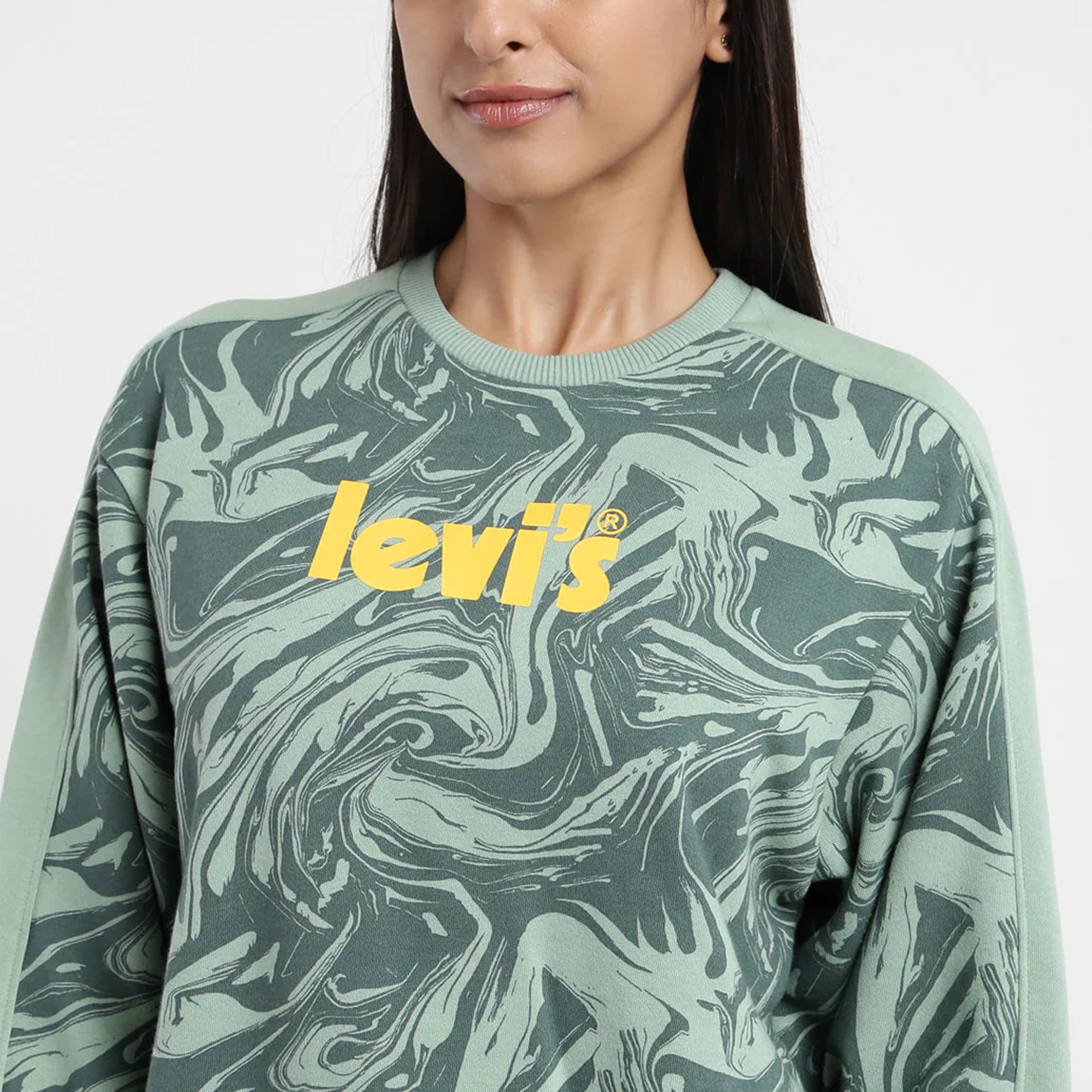 ليفايز- سويت شيرت مطبوع برقبة دائرية وأكمام طويلة-women-clothing-sportswearandactivewear-hoodiesandsweatshirts-image-5