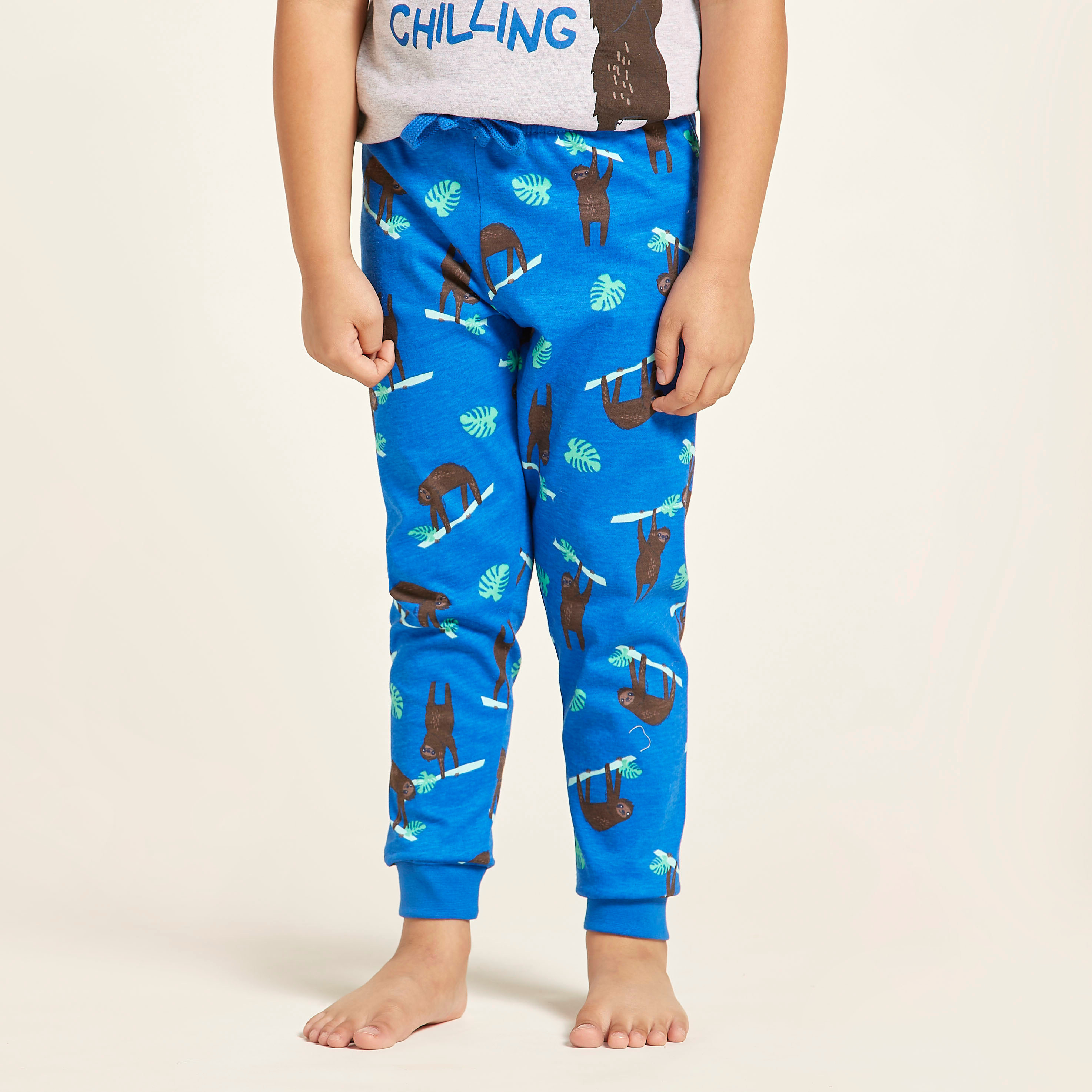 طقم بنطلون بيجاما وتيشيرت بياقة مستديرة وطبعات من جونيورز-boys-clothing-nightwear-image-3