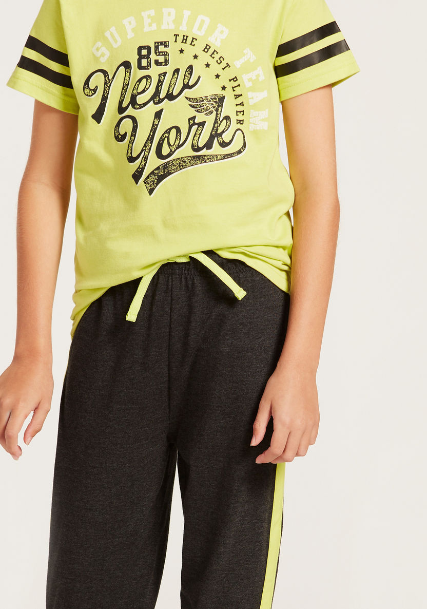 Juniors Graphic Print T-shirt and Solid Pyjama Set-Nightwear-image-3