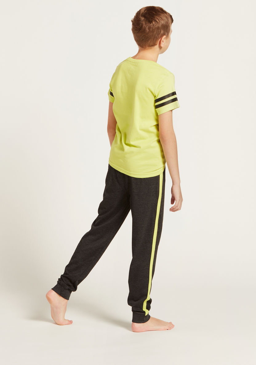 Juniors Graphic Print T-shirt and Solid Pyjama Set-Nightwear-image-4