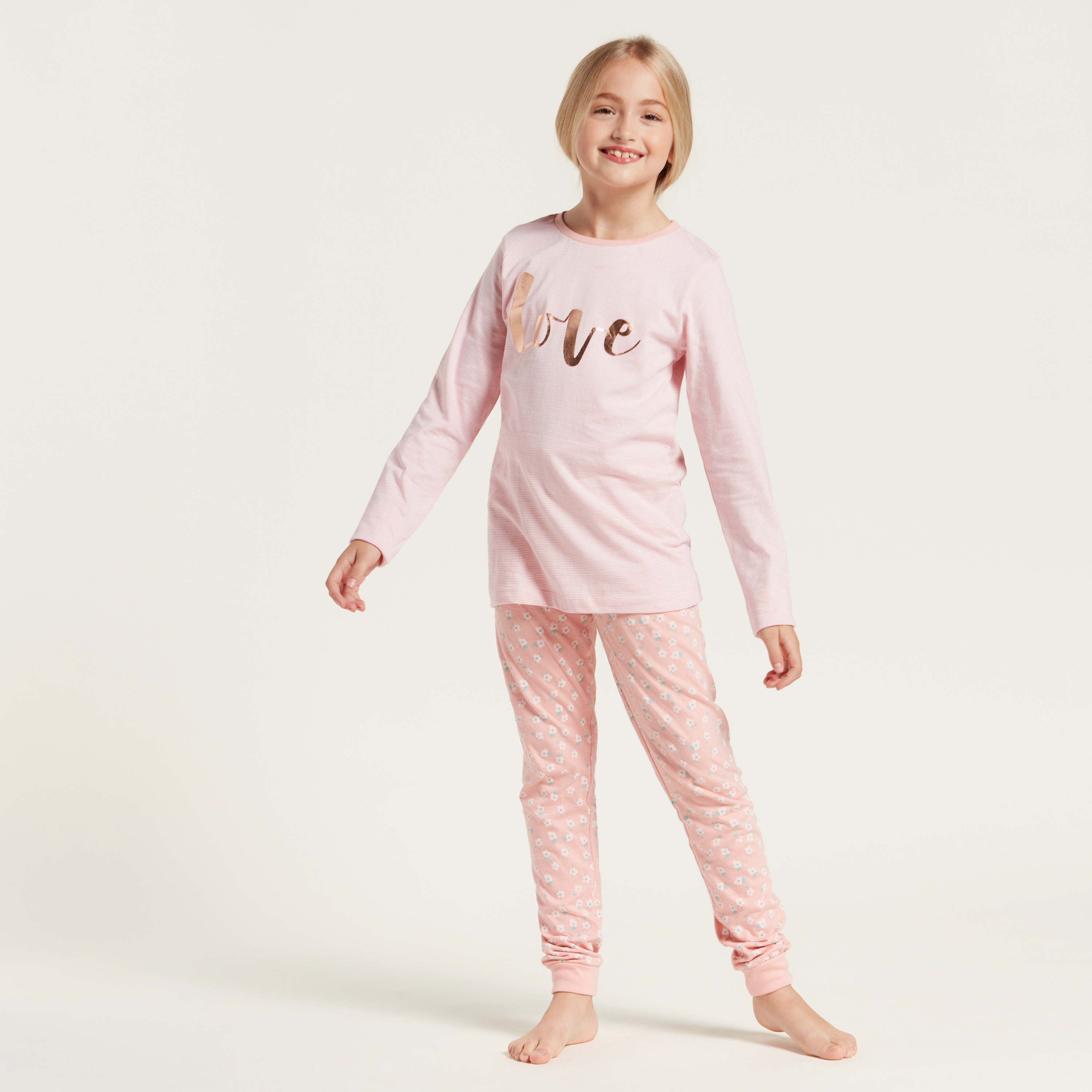 Buy Juniors Printed Long Sleeves T-shirt and Pyjama Set Online