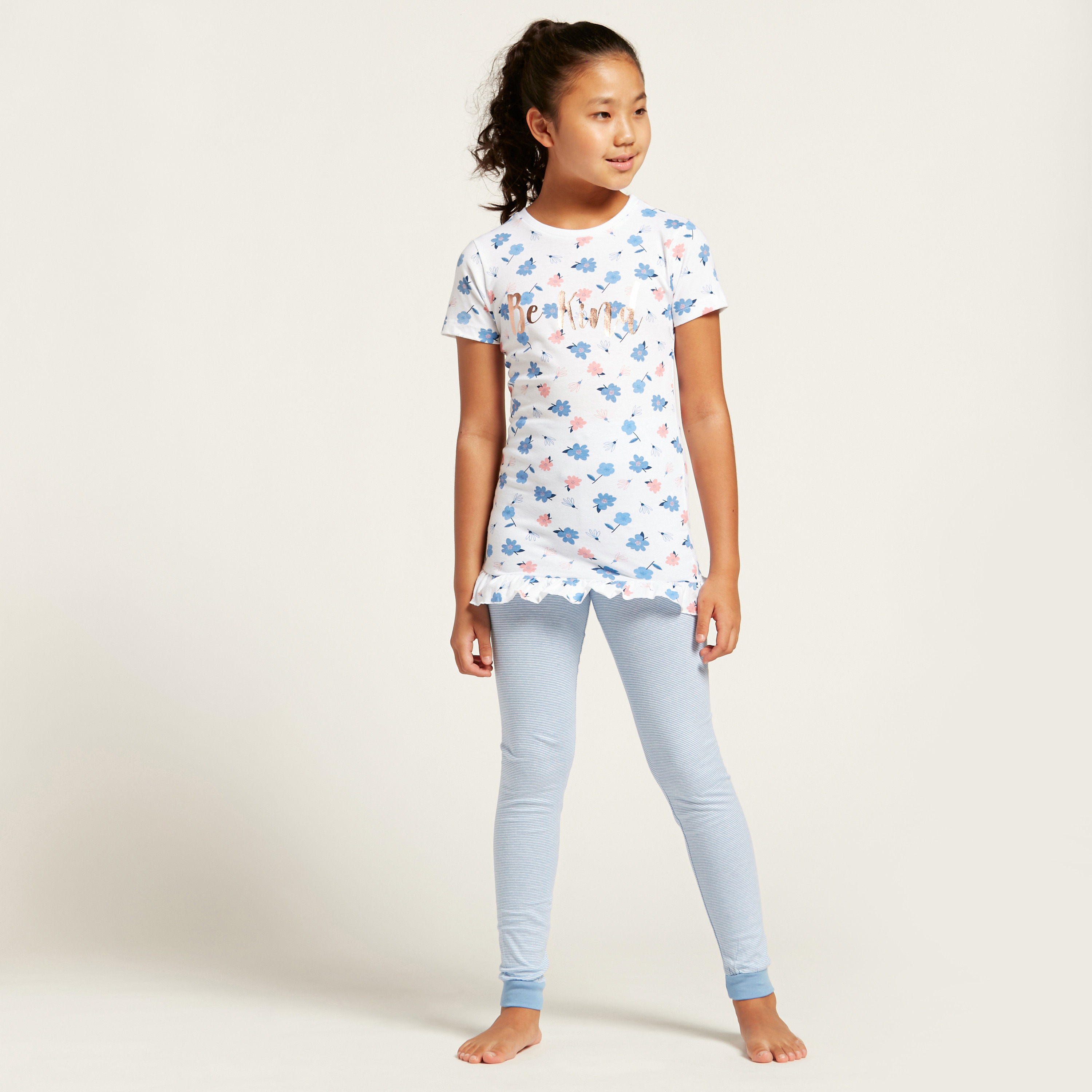 Juniors Floral Print T-shirt and Full Length Pyjama Set