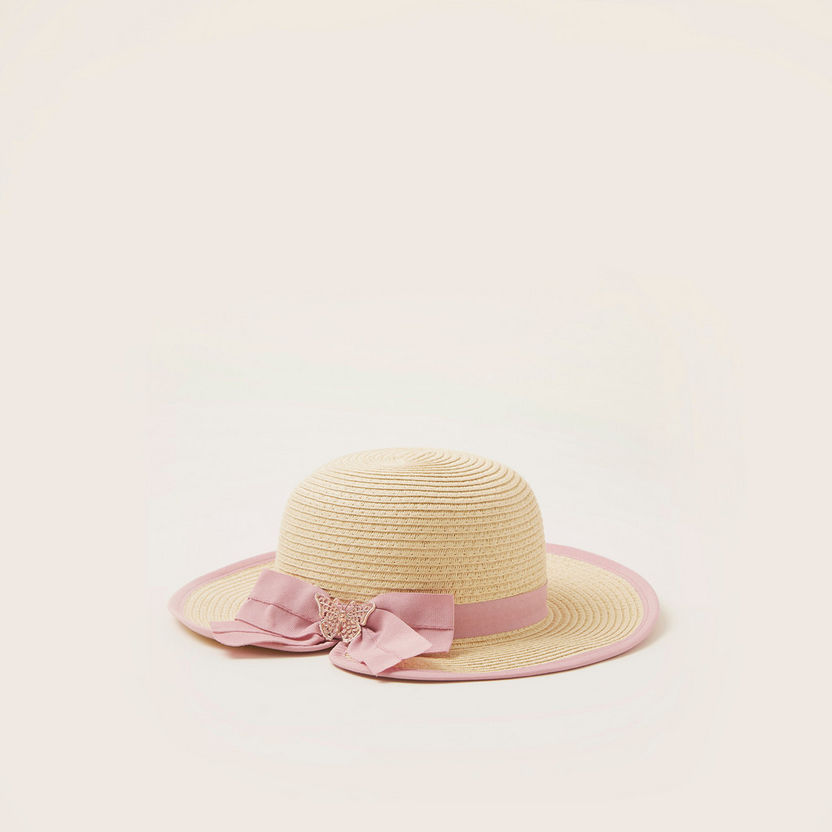 قبعة سترو بتفاصيل فيونكة من جونيورز-%D8%A7%D9%84%D9%83%D8%A7%D8%A8%D8%A7%D8%AA-image-0