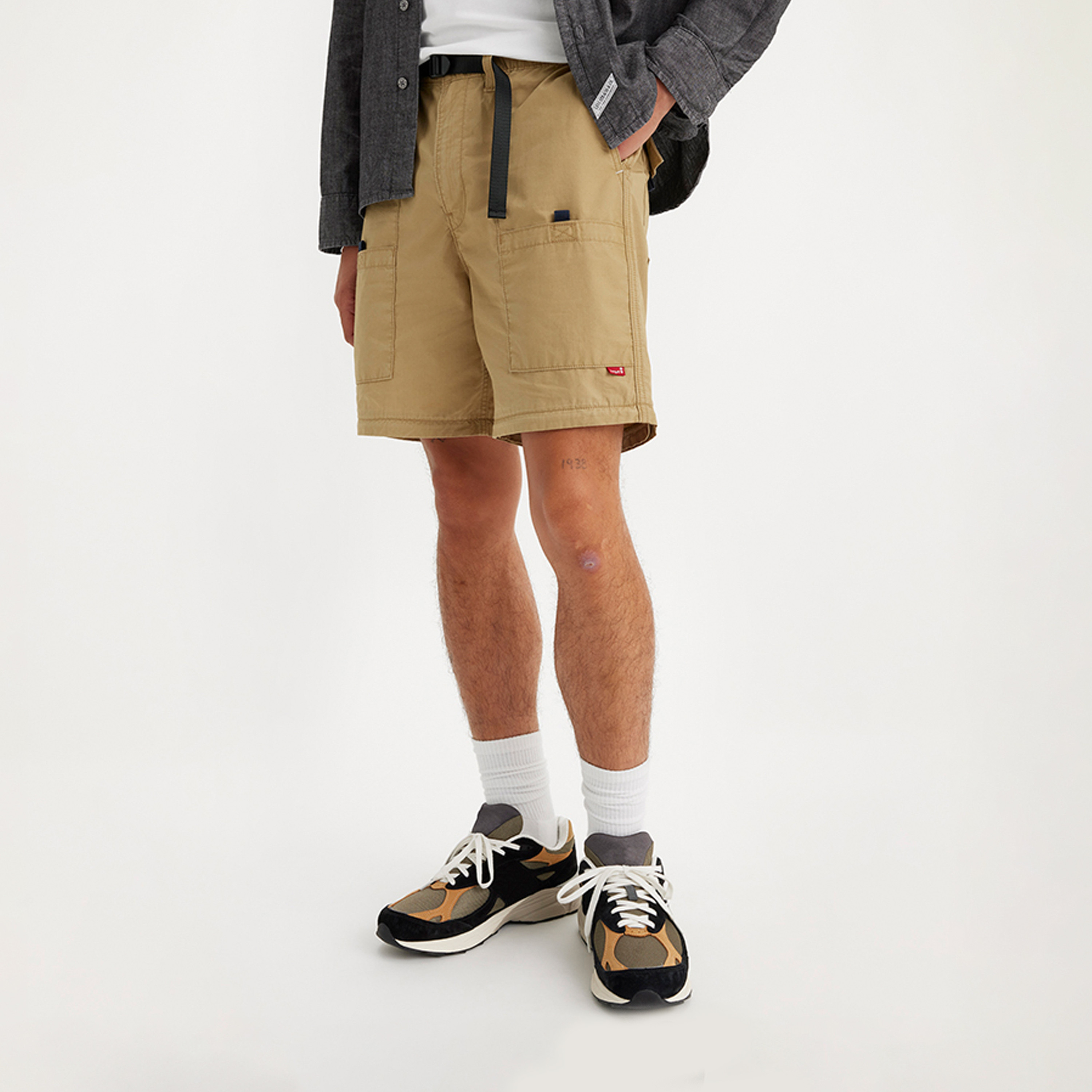 Levi's Men's Regular Fit Low-Rise Cargo Pants-men-clothing-bottoms-joggers-image-4