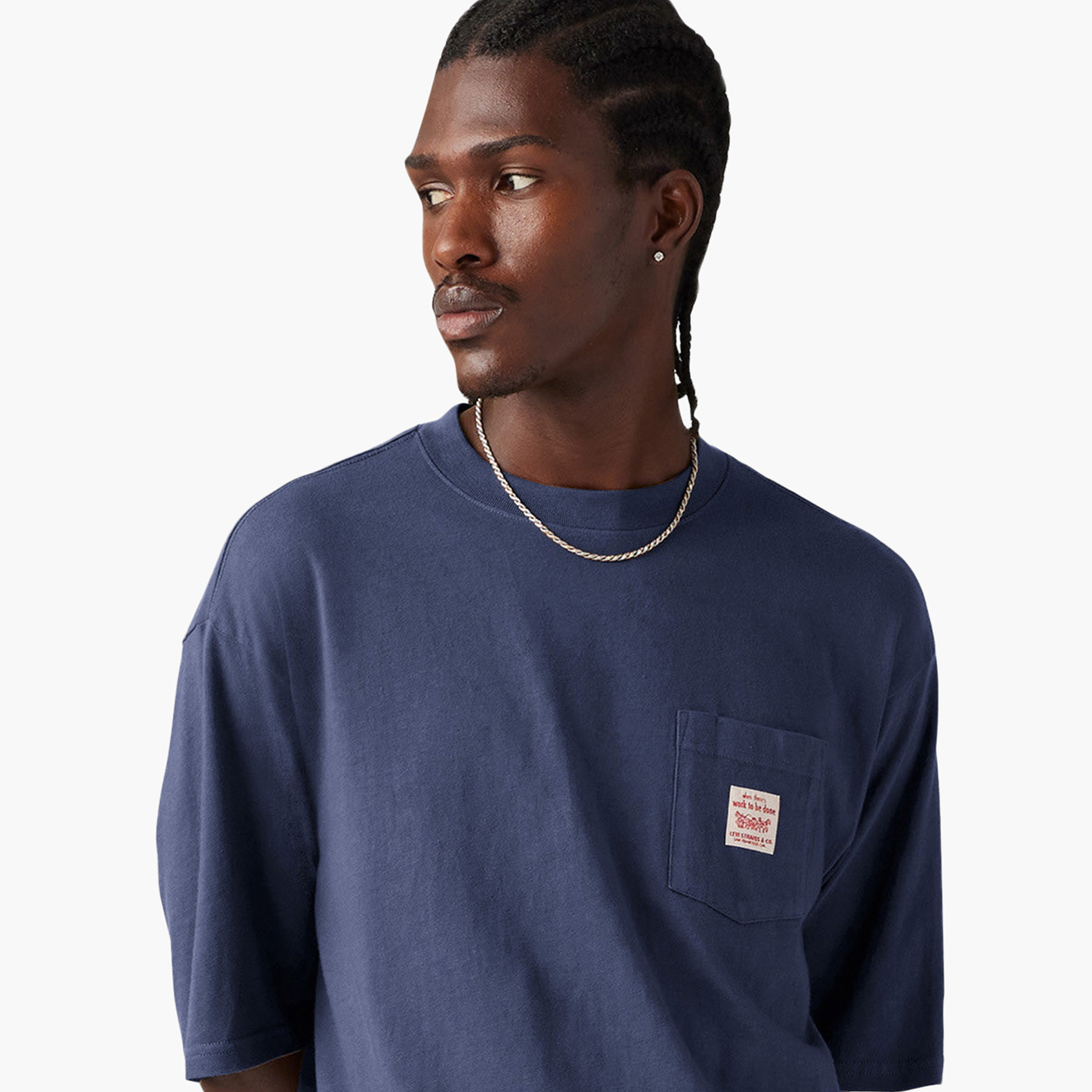 تي شيرت رجالي سادة بياقة دائرية وأكمام قصيرة من ليفايس-men-clothing-tshirtsandpolos-tshirts-image-2