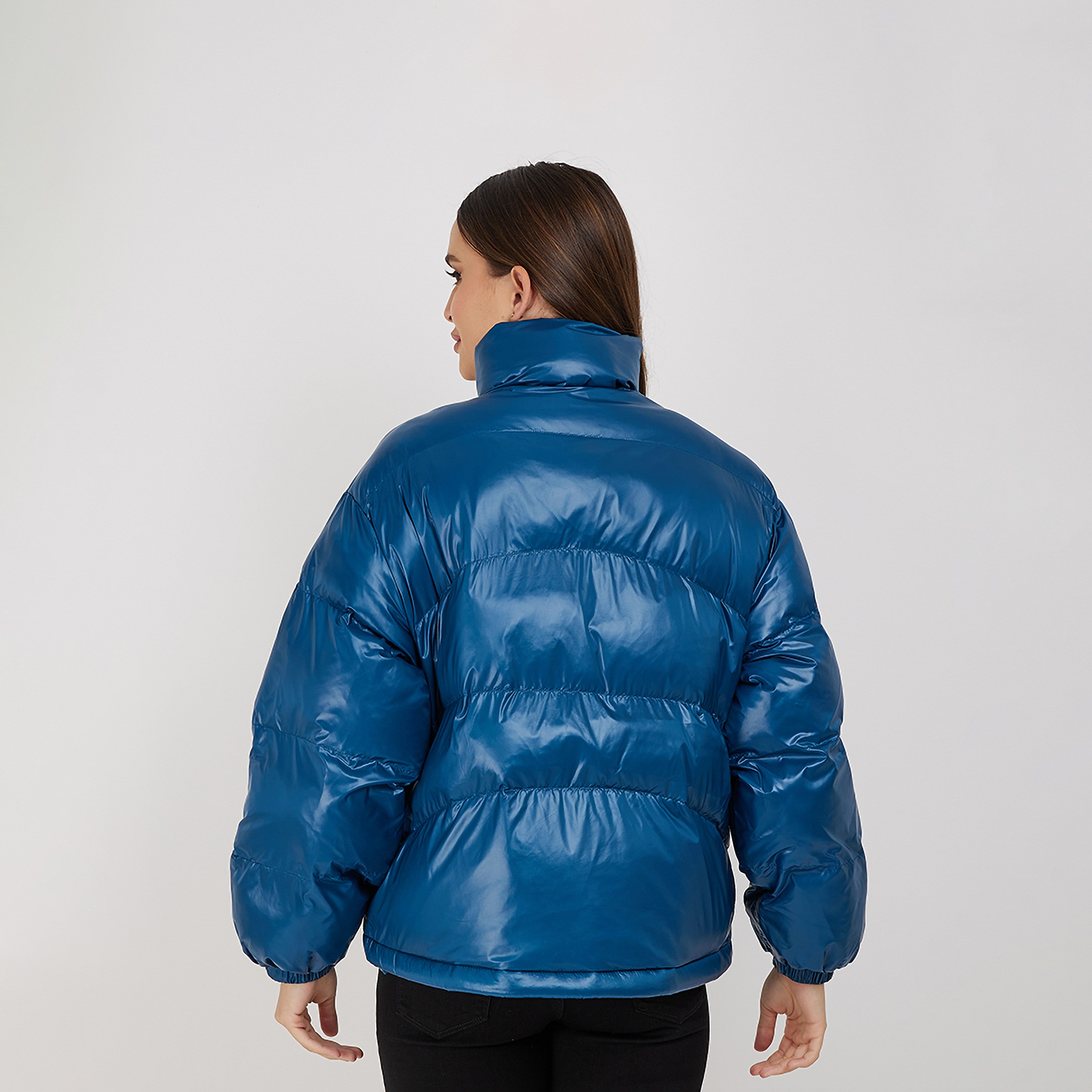 Levi's Plain High Neck Long Sleeves Women's Puffer Jacket-women-winterwear-coatsandjackets-jackets-image-4