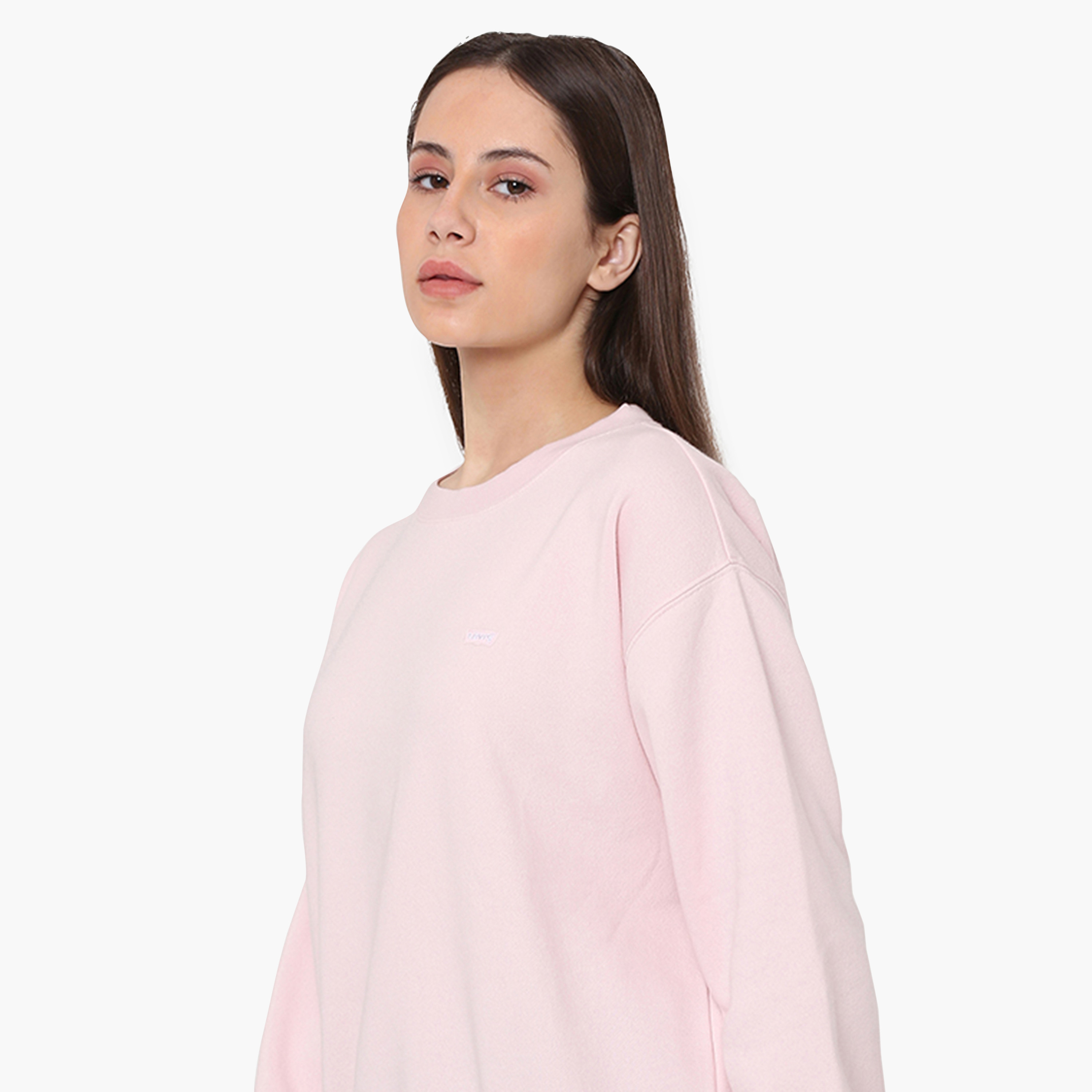 سويت شيرت حريمي بياقة دائرية وأكمام طويلة، سادة من ليفايس-women-winterwear-hoodiesandsweatshirts-sweatshirts-image-4