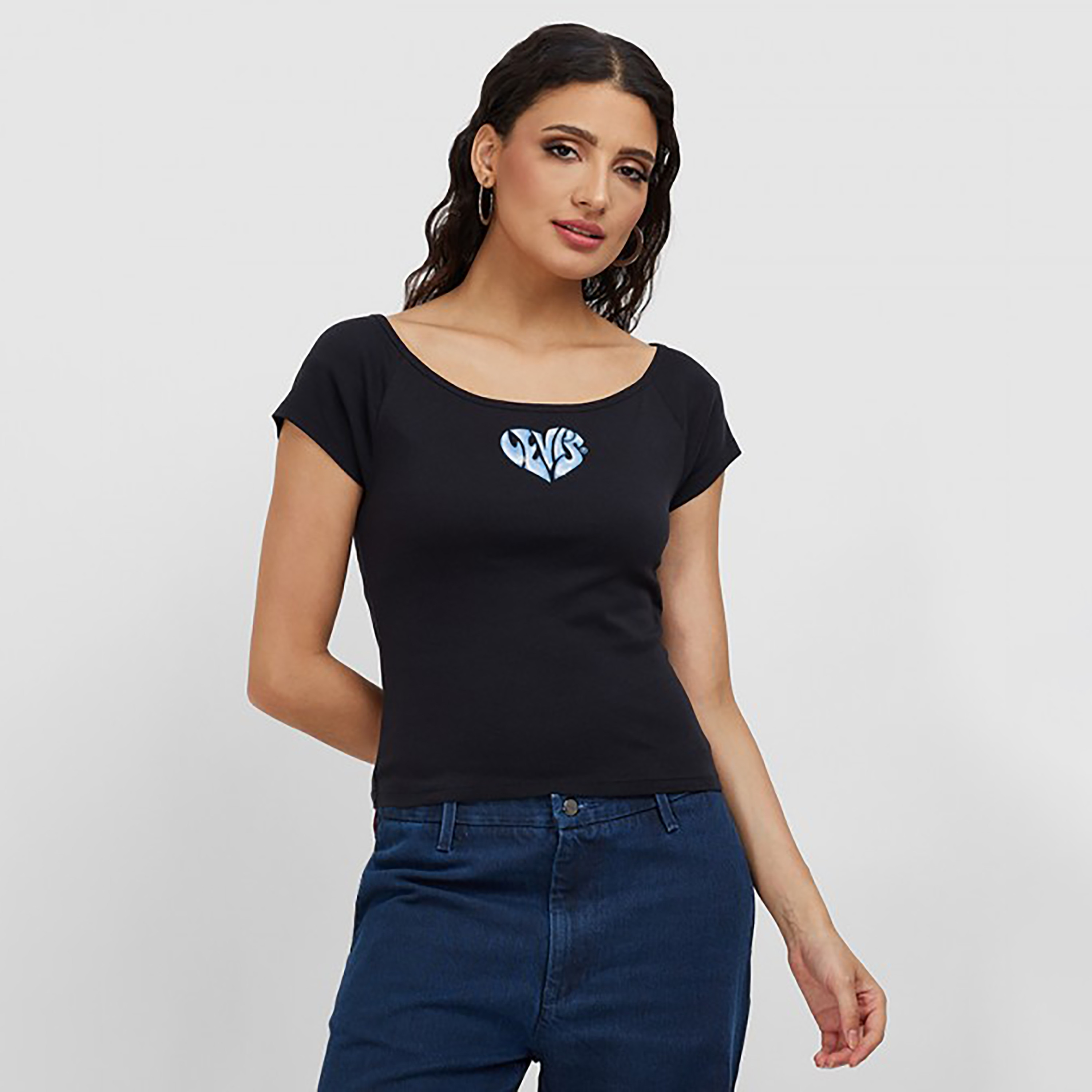 Levi's Printed Scoop Neck Short Sleeves Top-women-clothing-shirtsandblouses-blouses-image-1