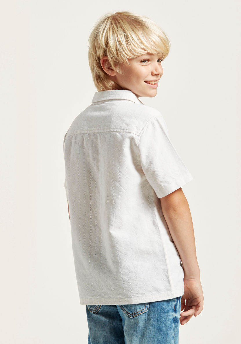 Juniors Solid Shirt with Short Sleeves and Pocket Detail-Shirts-image-3