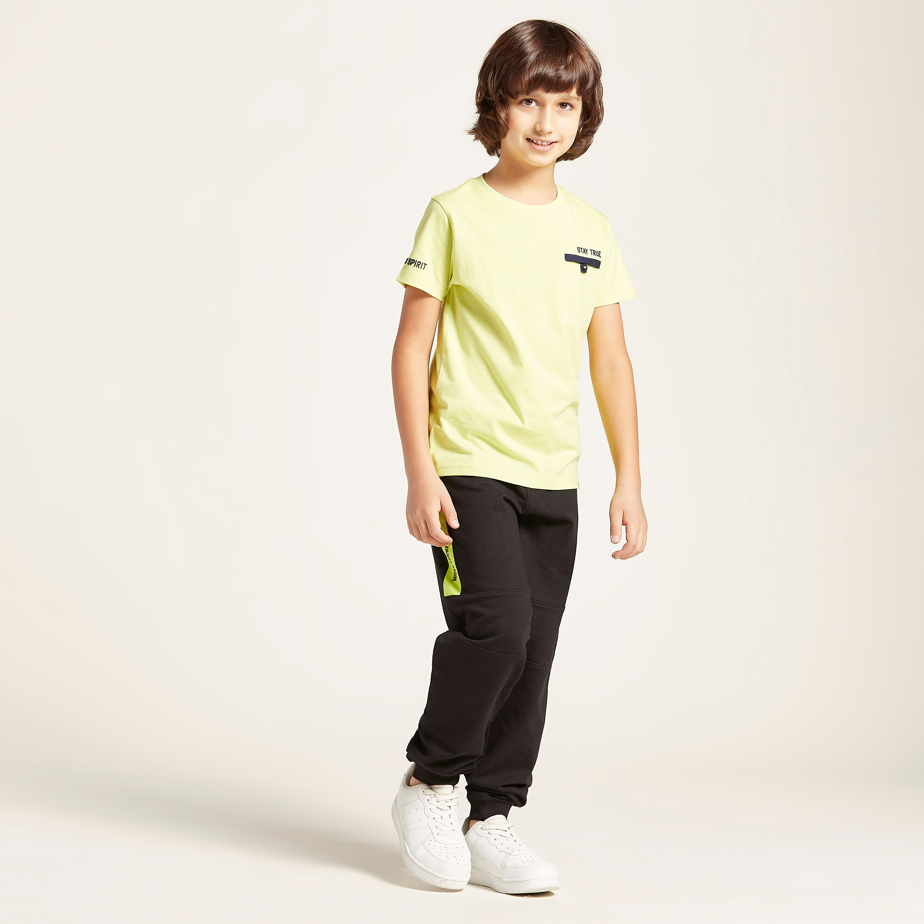 Juniors Textured Joggers with Zipped Pockets-boys-clothing-bottoms-joggersandtrackpants-image-2