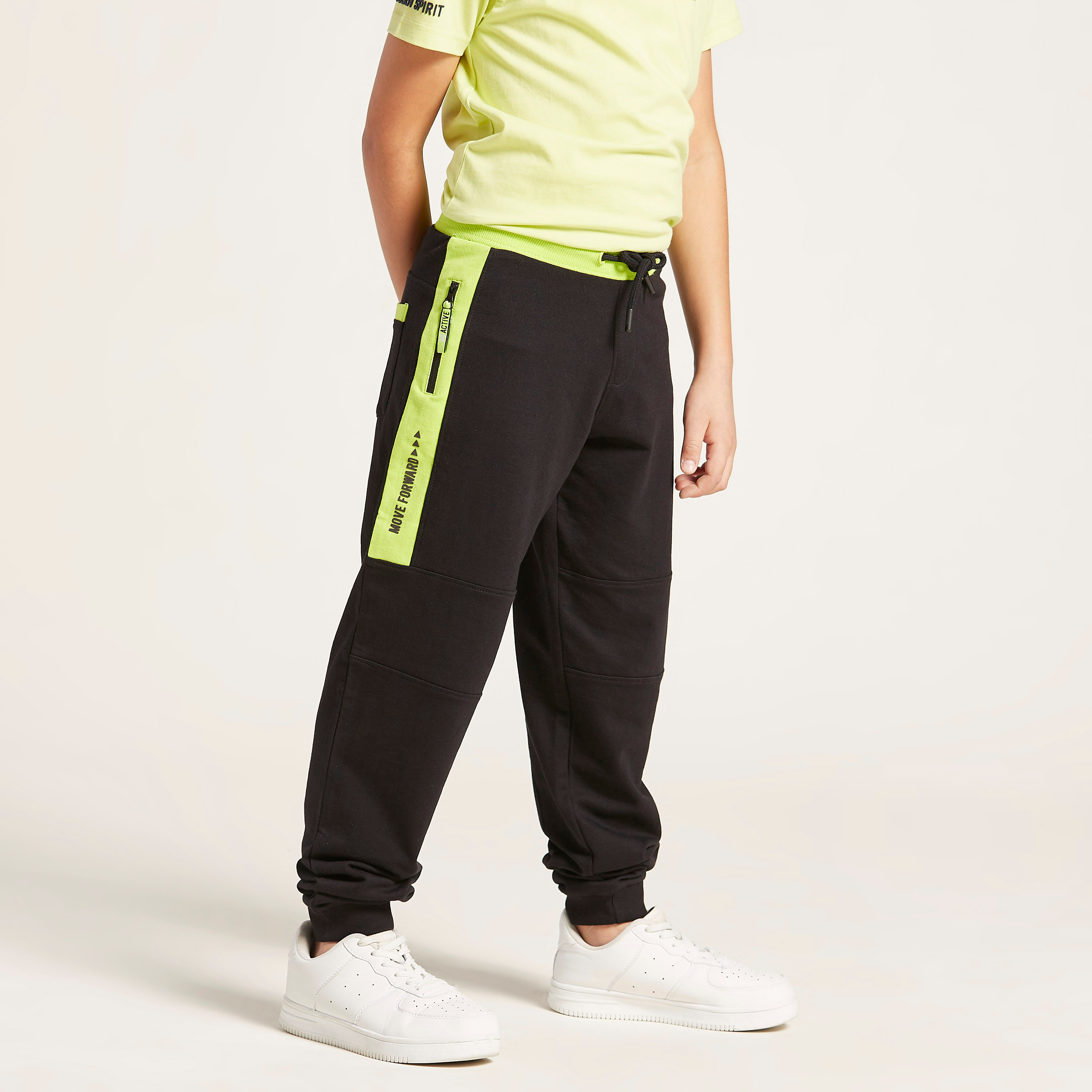 Juniors Textured Joggers with Zipped Pockets-boys-clothing-bottoms-joggersandtrackpants-image-3
