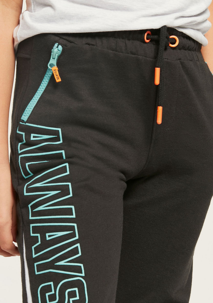 Juniors Typographic Print Joggers with Drawstring Closure and Pockets-Joggers-image-2